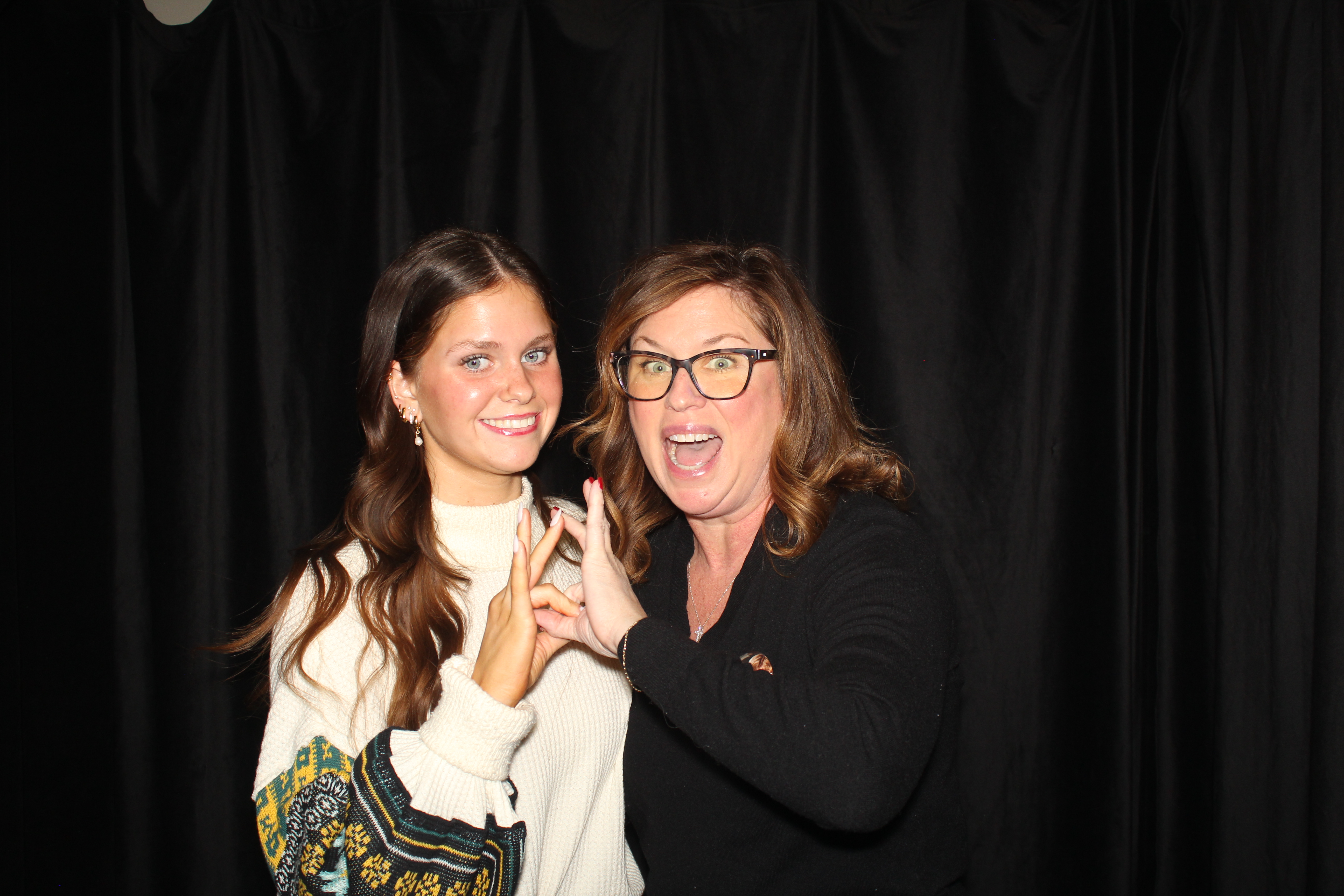 UC Zeta Tau Alpha Ladies' Day | View more photos from the event at gallery.photoboothcincy.com/u/PhotoBoothCincy/UC-Zeta-Tau-Alpha-Ladies-Day