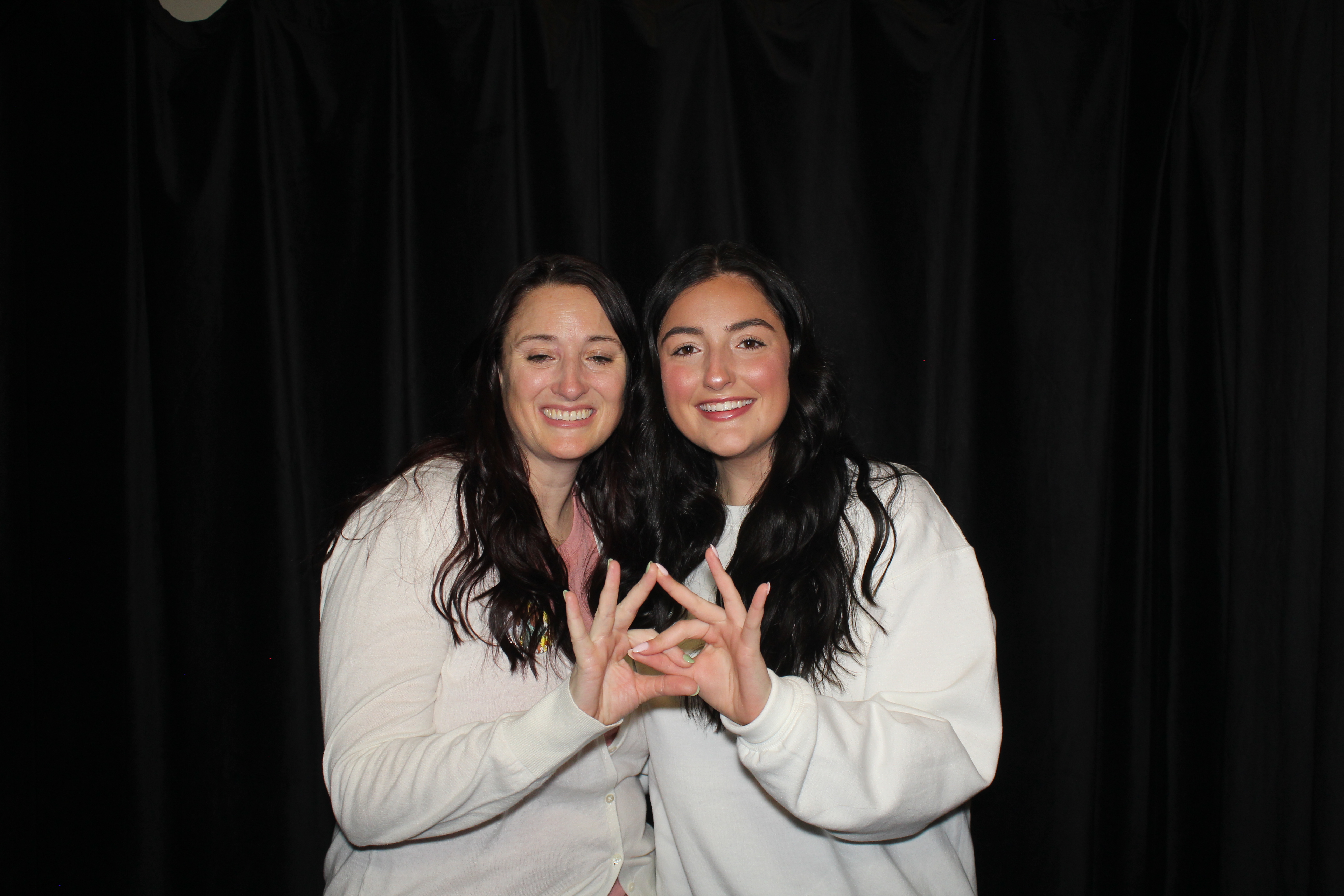 UC Zeta Tau Alpha Ladies' Day | View more photos from the event at gallery.photoboothcincy.com/u/PhotoBoothCincy/UC-Zeta-Tau-Alpha-Ladies-Day
