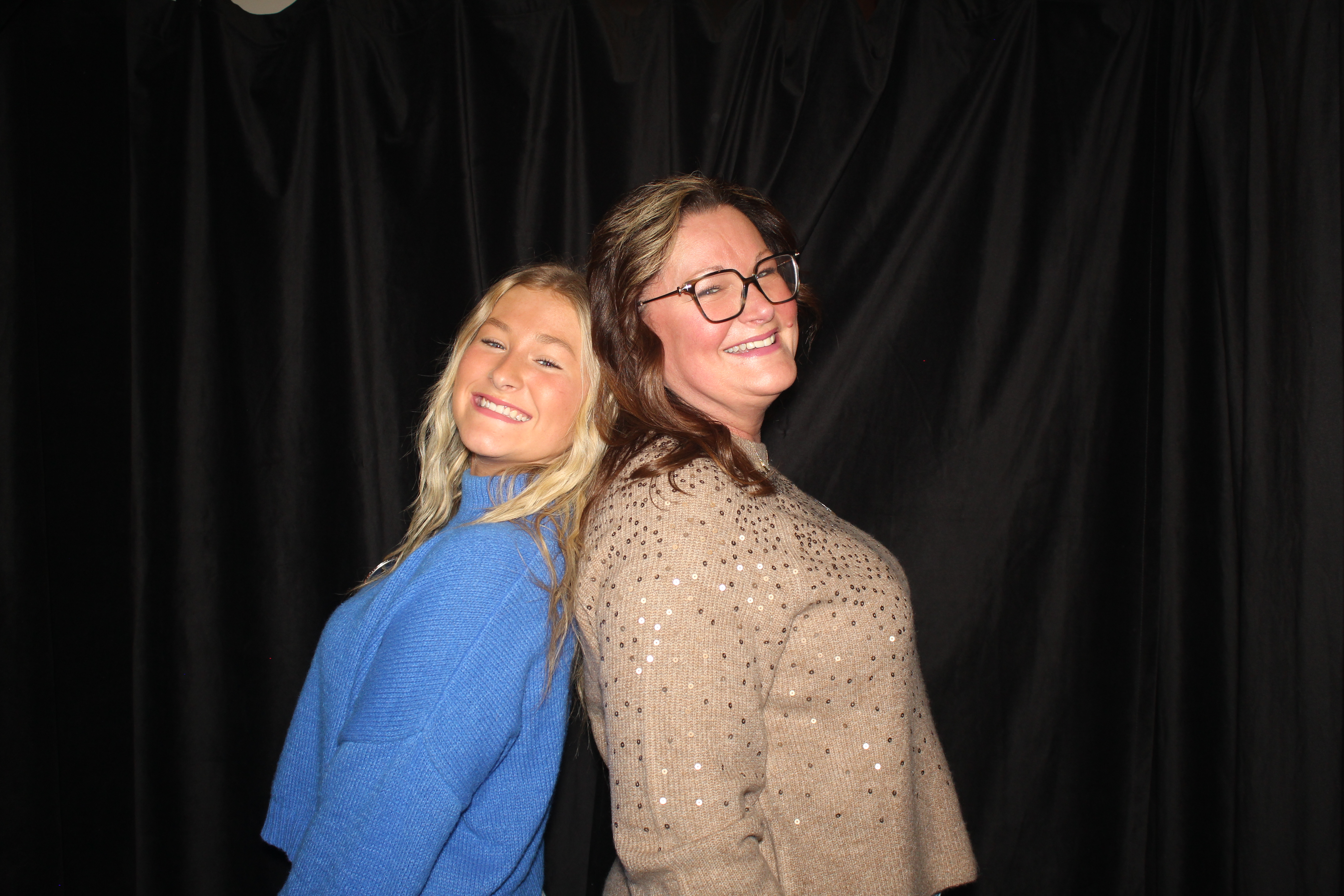 UC Zeta Tau Alpha Ladies' Day | View more photos from the event at gallery.photoboothcincy.com/u/PhotoBoothCincy/UC-Zeta-Tau-Alpha-Ladies-Day