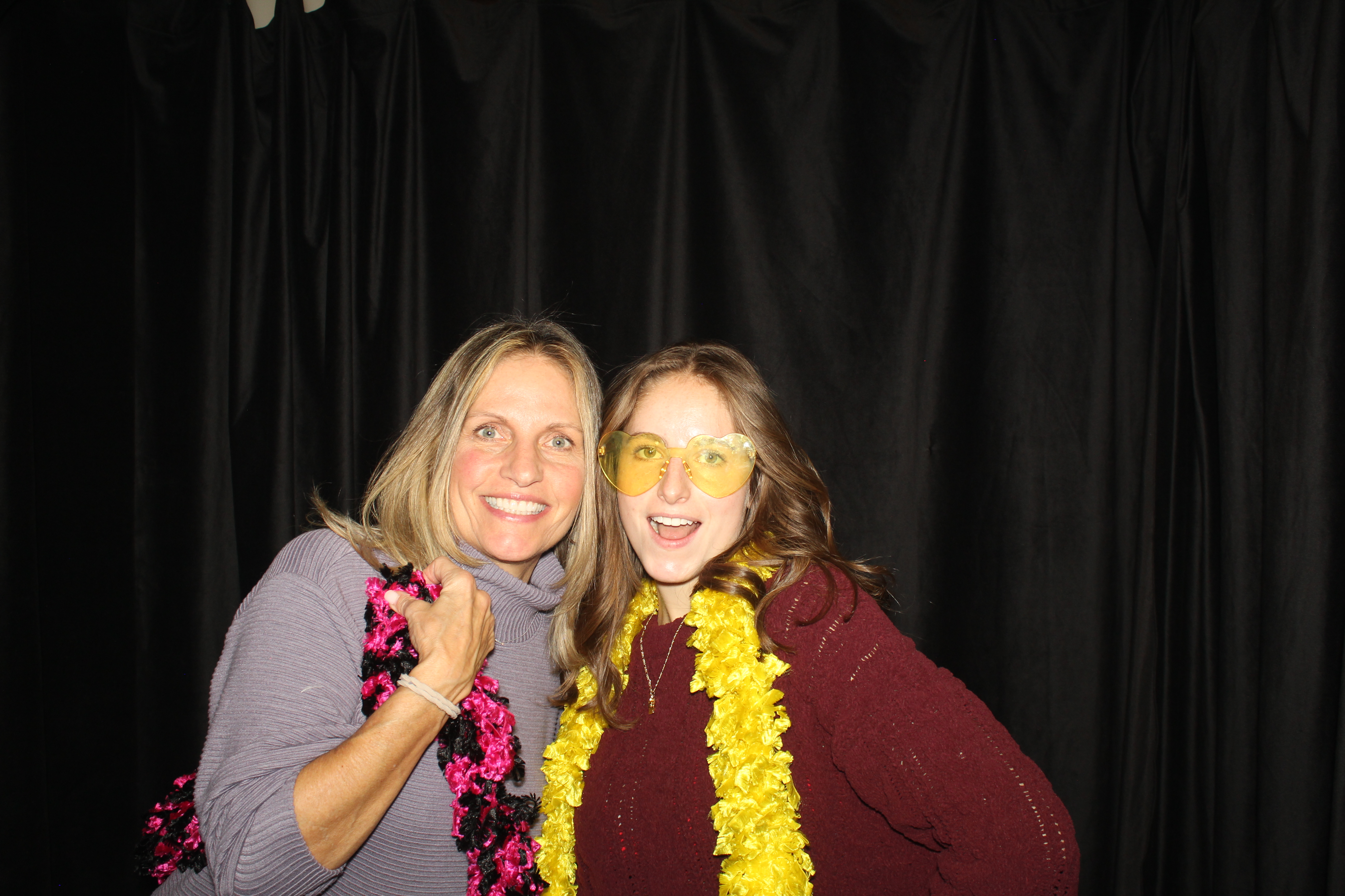 UC Zeta Tau Alpha Ladies' Day | View more photos from the event at gallery.photoboothcincy.com/u/PhotoBoothCincy/UC-Zeta-Tau-Alpha-Ladies-Day