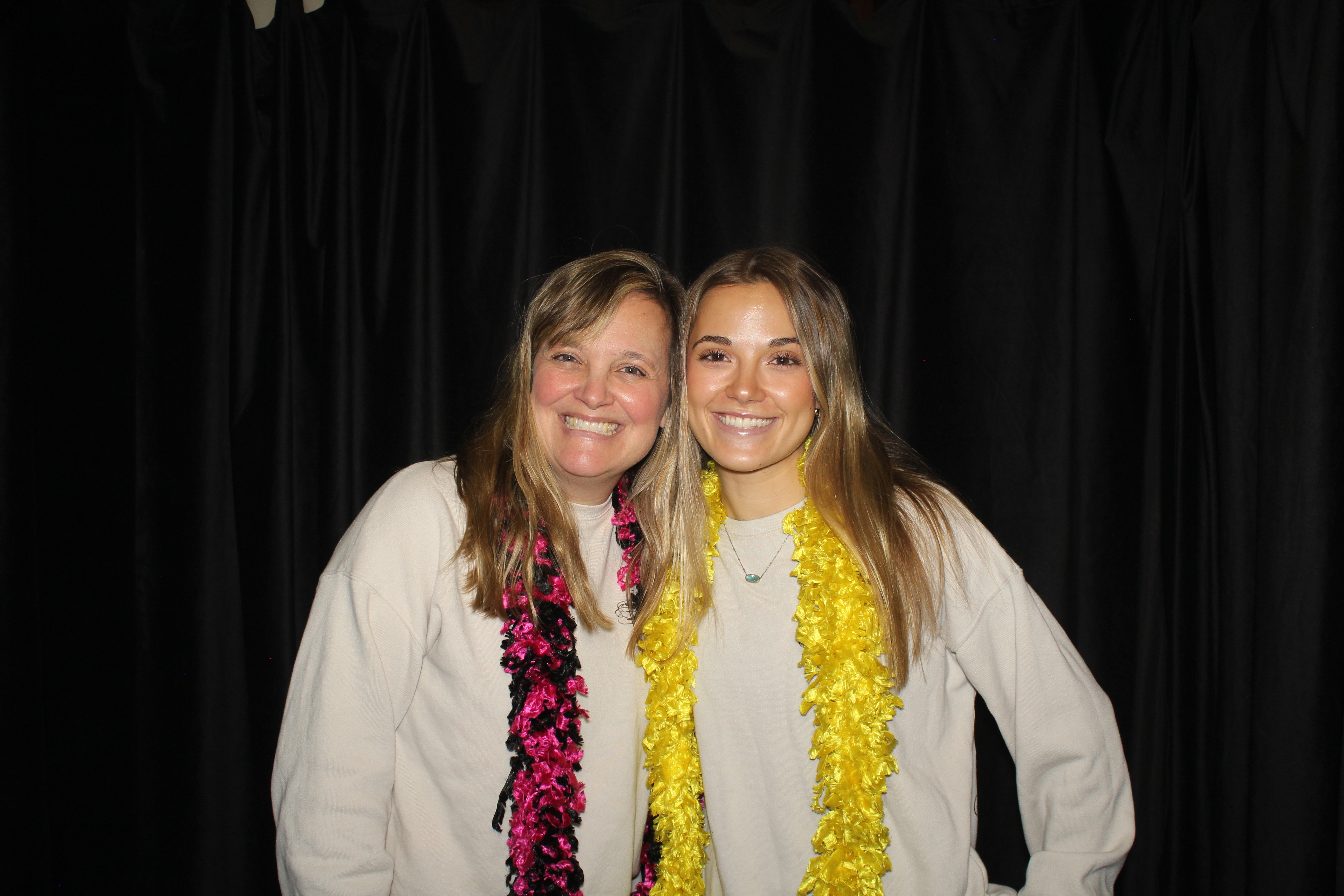 UC Zeta Tau Alpha Ladies' Day | View more photos from the event at gallery.photoboothcincy.com/u/PhotoBoothCincy/UC-Zeta-Tau-Alpha-Ladies-Day