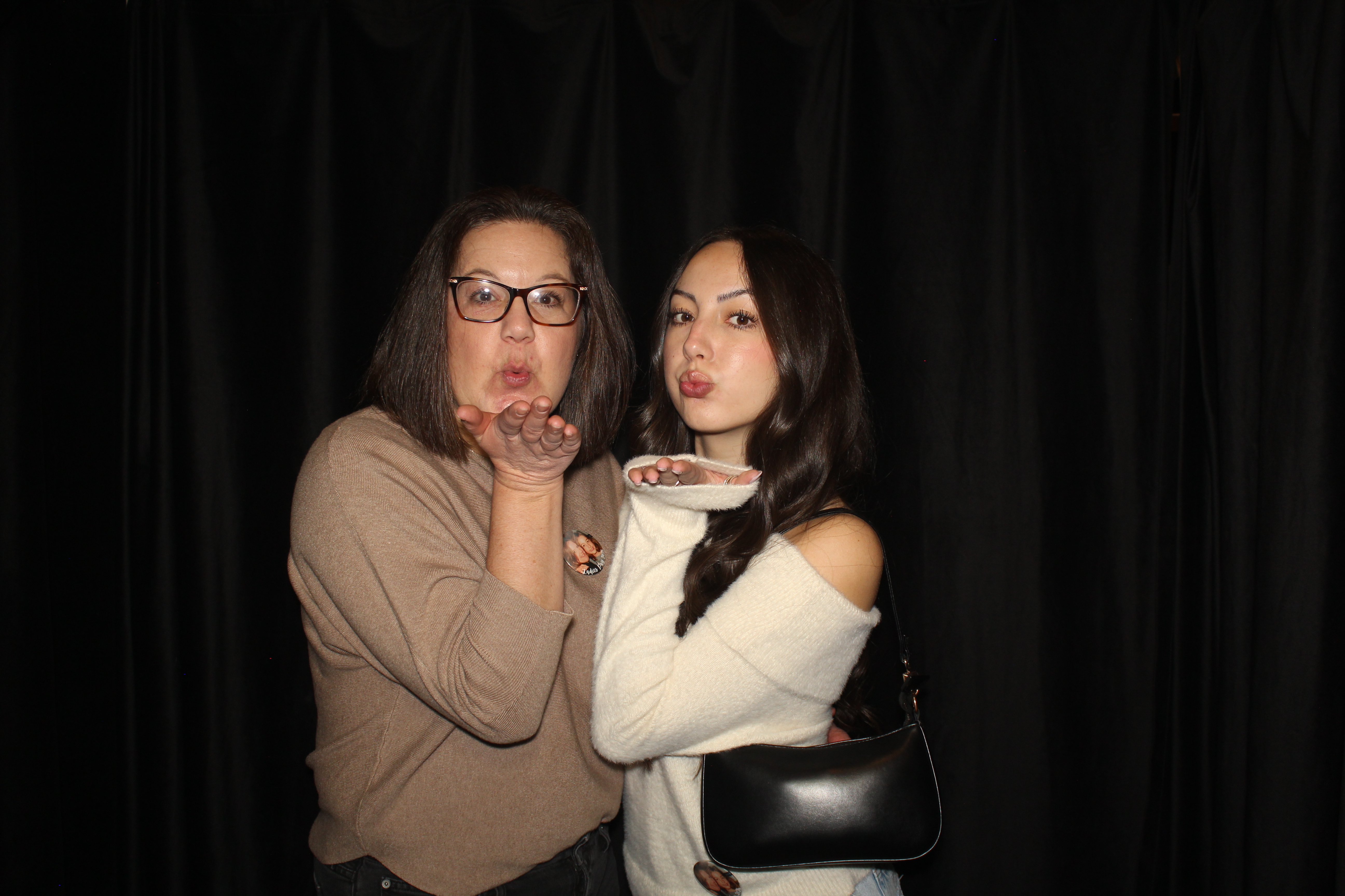 UC Zeta Tau Alpha Ladies' Day | View more photos from the event at gallery.photoboothcincy.com/u/PhotoBoothCincy/UC-Zeta-Tau-Alpha-Ladies-Day