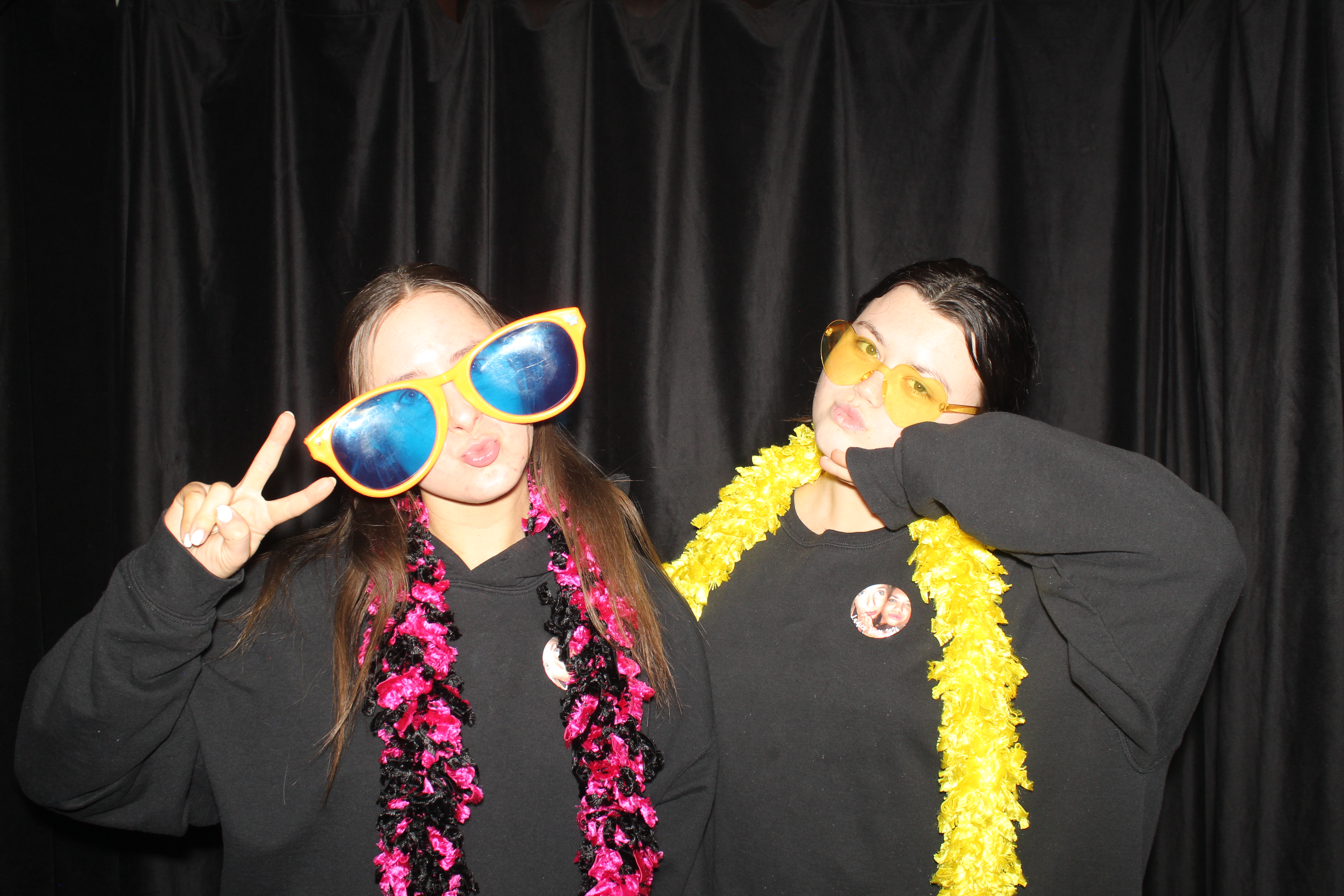 UC Zeta Tau Alpha Ladies' Day | View more photos from the event at gallery.photoboothcincy.com/u/PhotoBoothCincy/UC-Zeta-Tau-Alpha-Ladies-Day