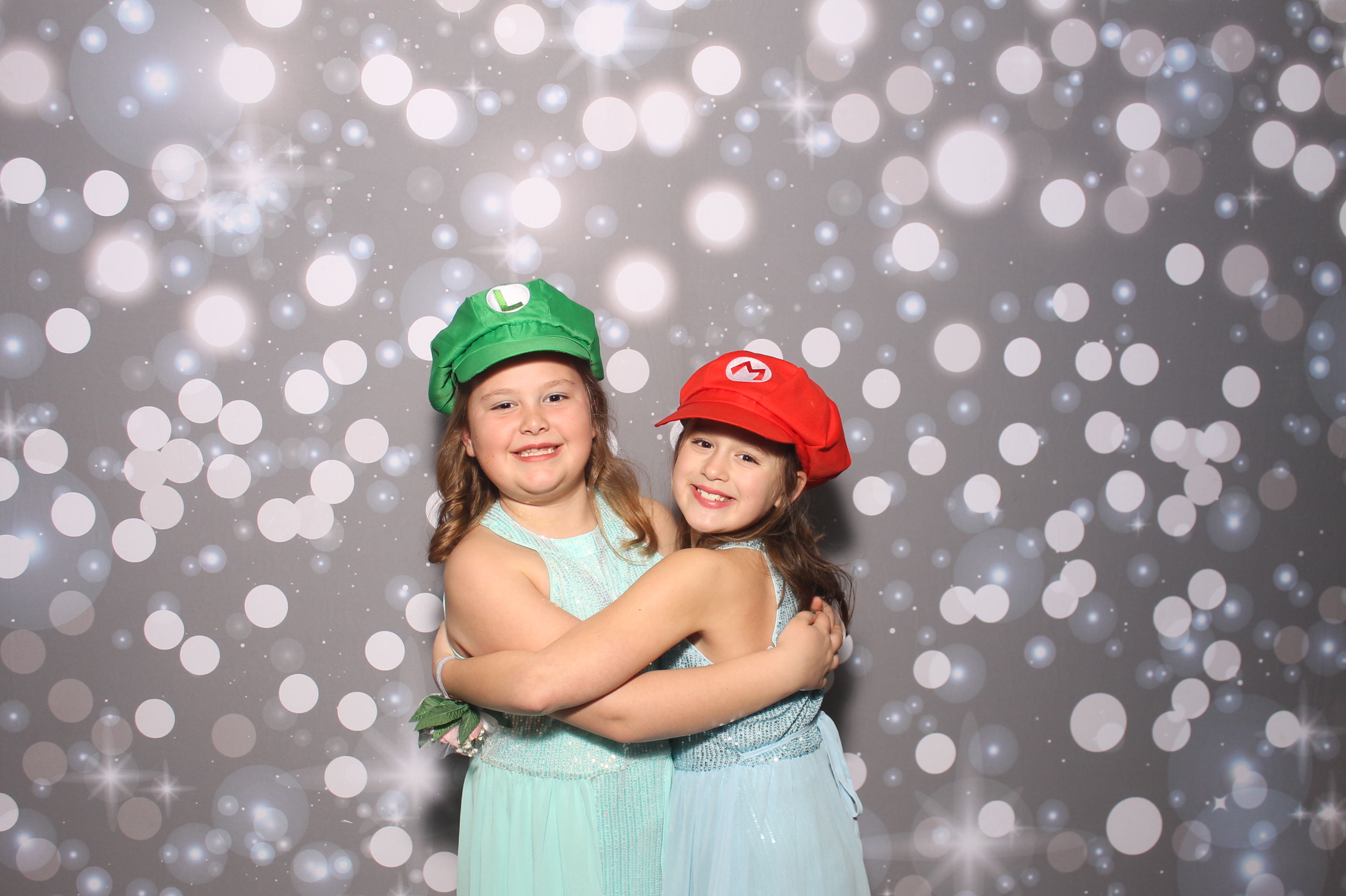 Under The Sea | View more photos from the event at gallery.photoboothcincy.com/u/PhotoBoothCincy/Under-The-Sea
