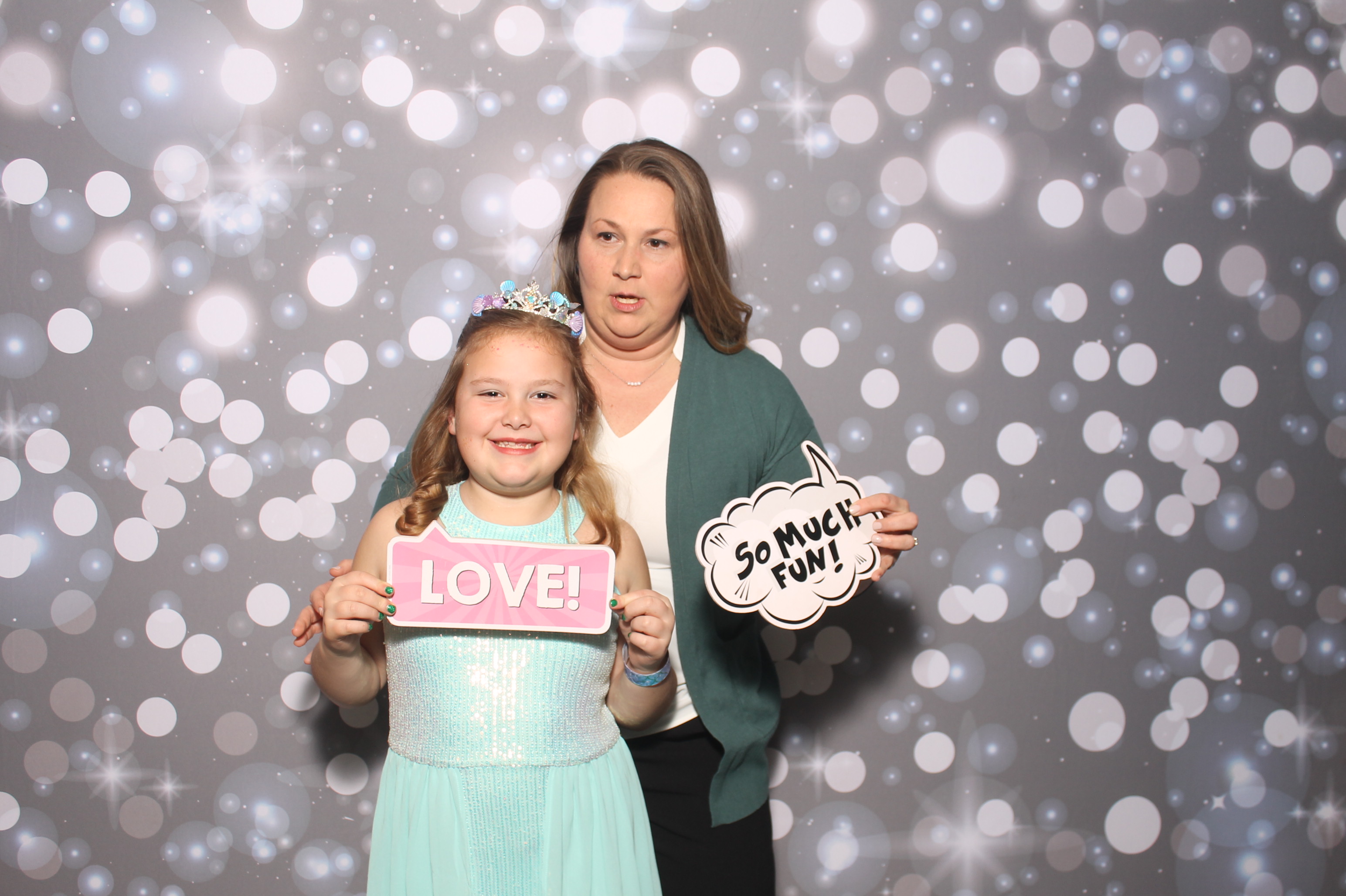 Under The Sea | View more photos from the event at gallery.photoboothcincy.com/u/PhotoBoothCincy/Under-The-Sea