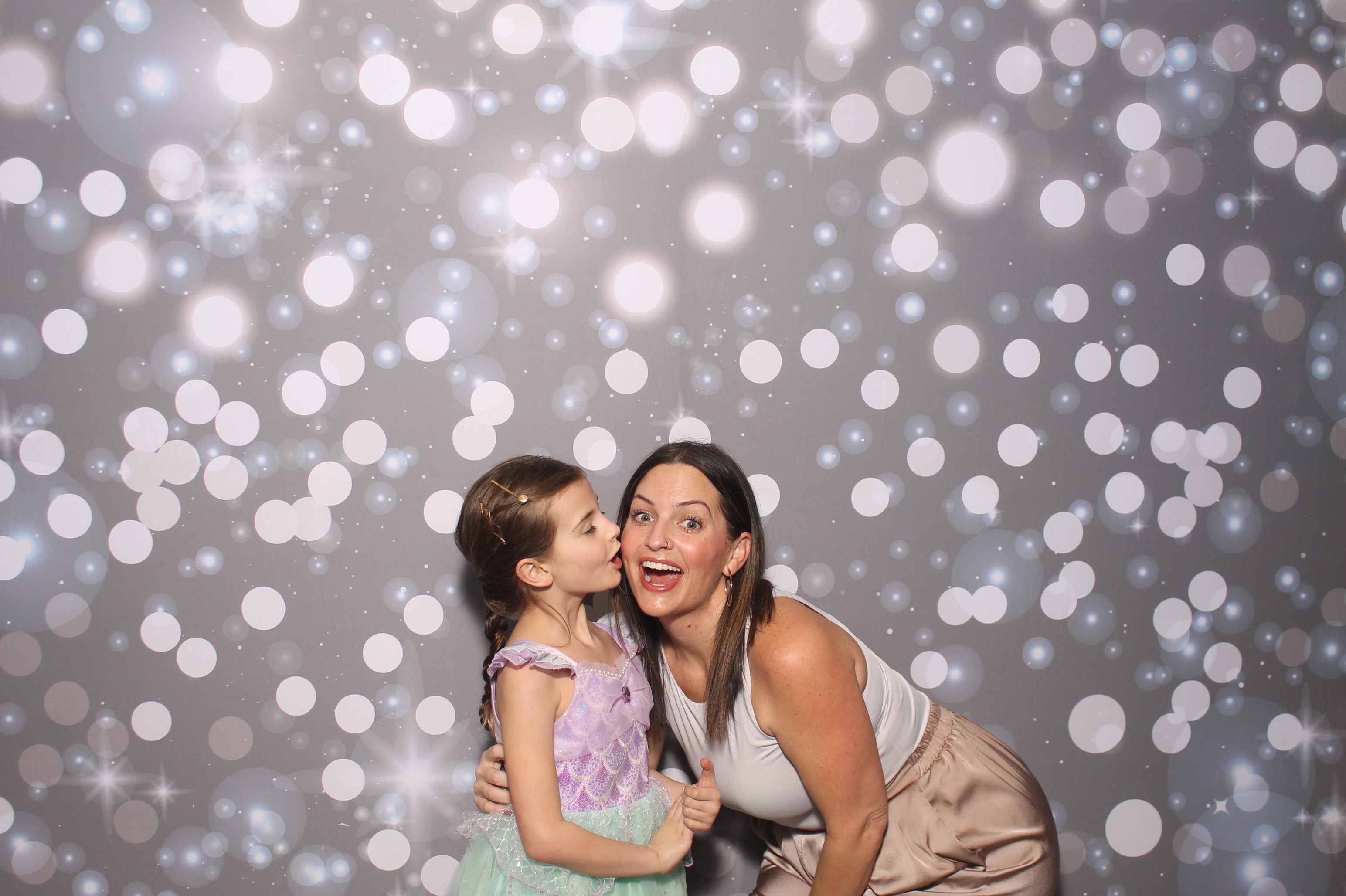 Under The Sea | View more photos from the event at gallery.photoboothcincy.com/u/PhotoBoothCincy/Under-The-Sea
