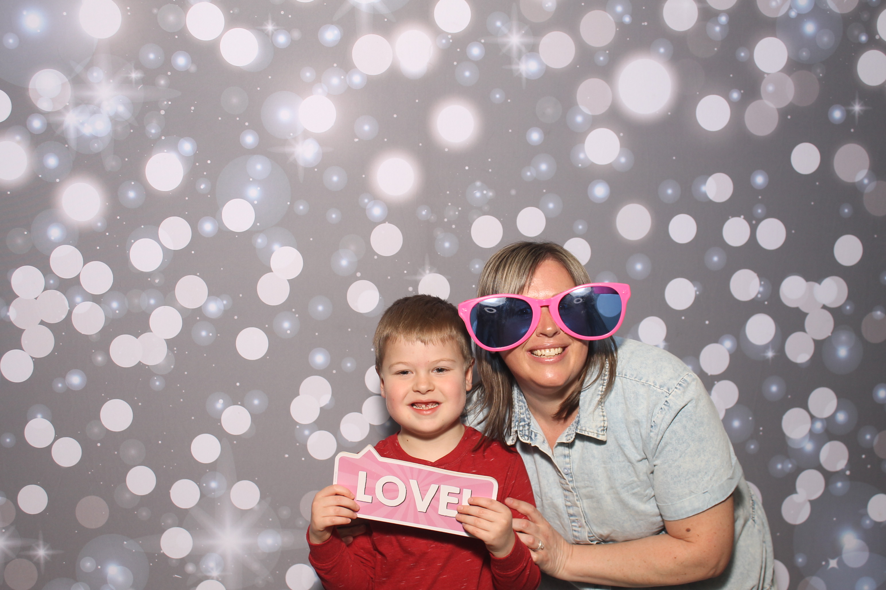 Under The Sea | View more photos from the event at gallery.photoboothcincy.com/u/PhotoBoothCincy/Under-The-Sea