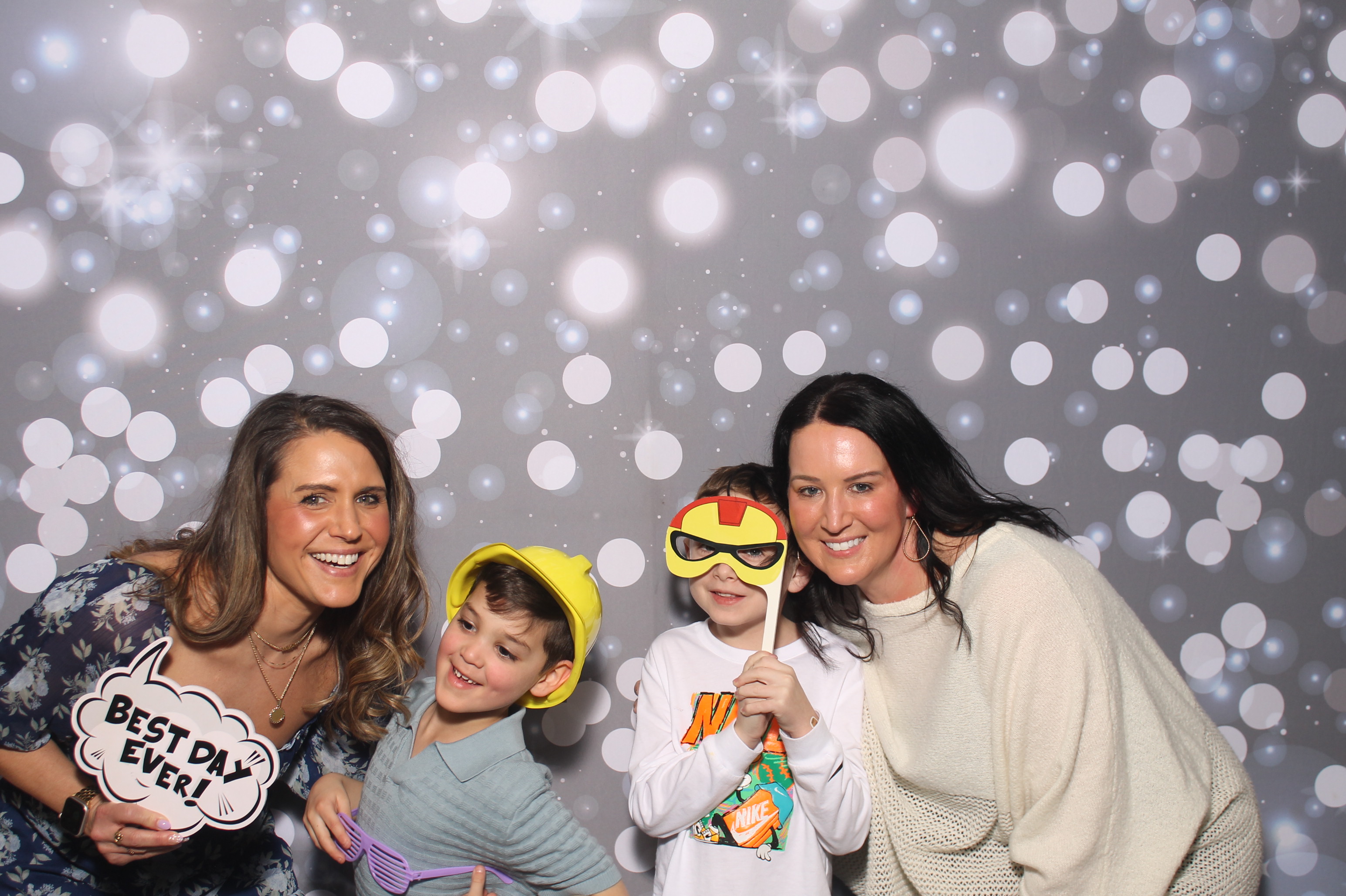 Under The Sea | View more photos from the event at gallery.photoboothcincy.com/u/PhotoBoothCincy/Under-The-Sea