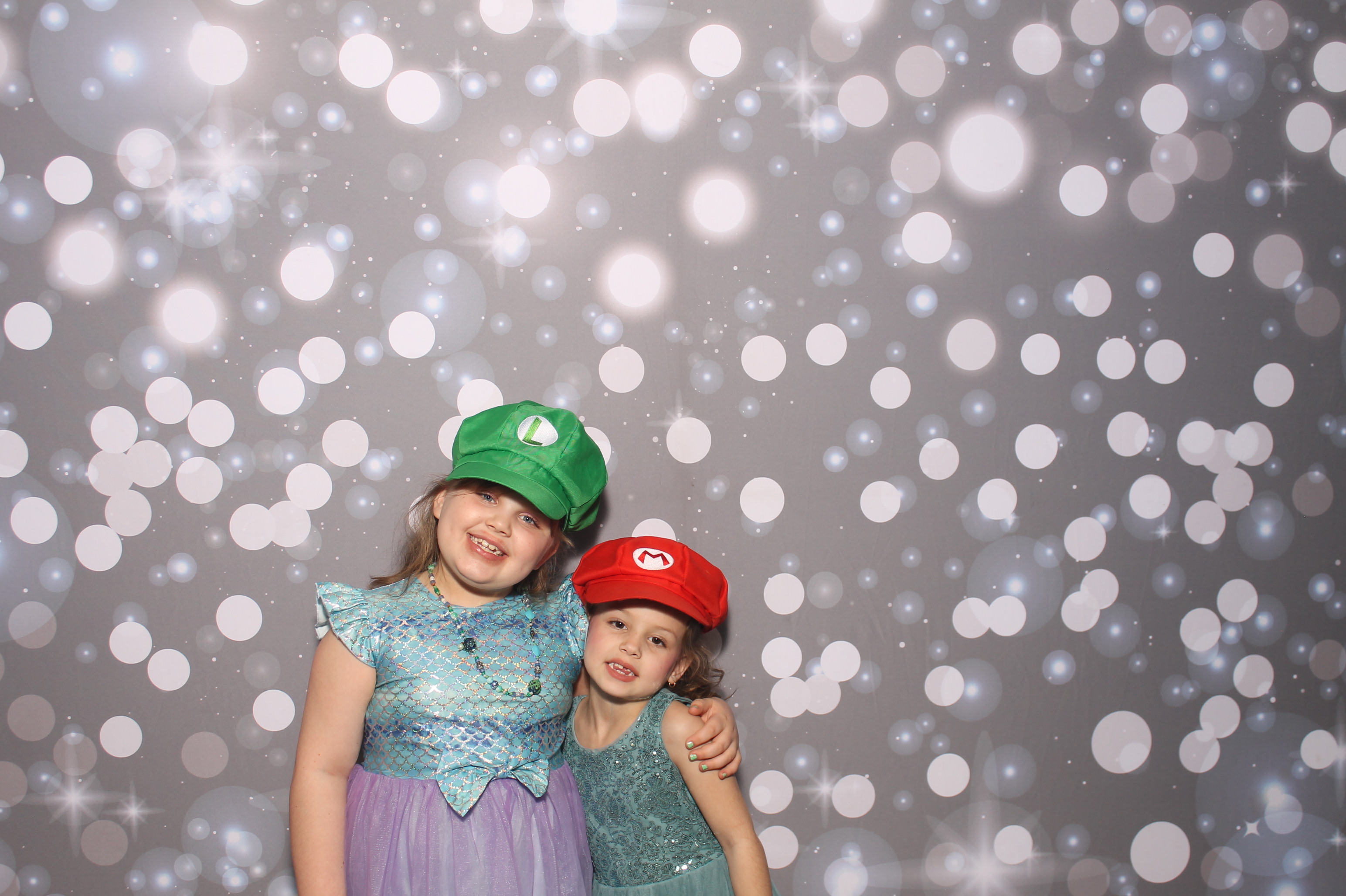 Under The Sea | View more photos from the event at gallery.photoboothcincy.com/u/PhotoBoothCincy/Under-The-Sea