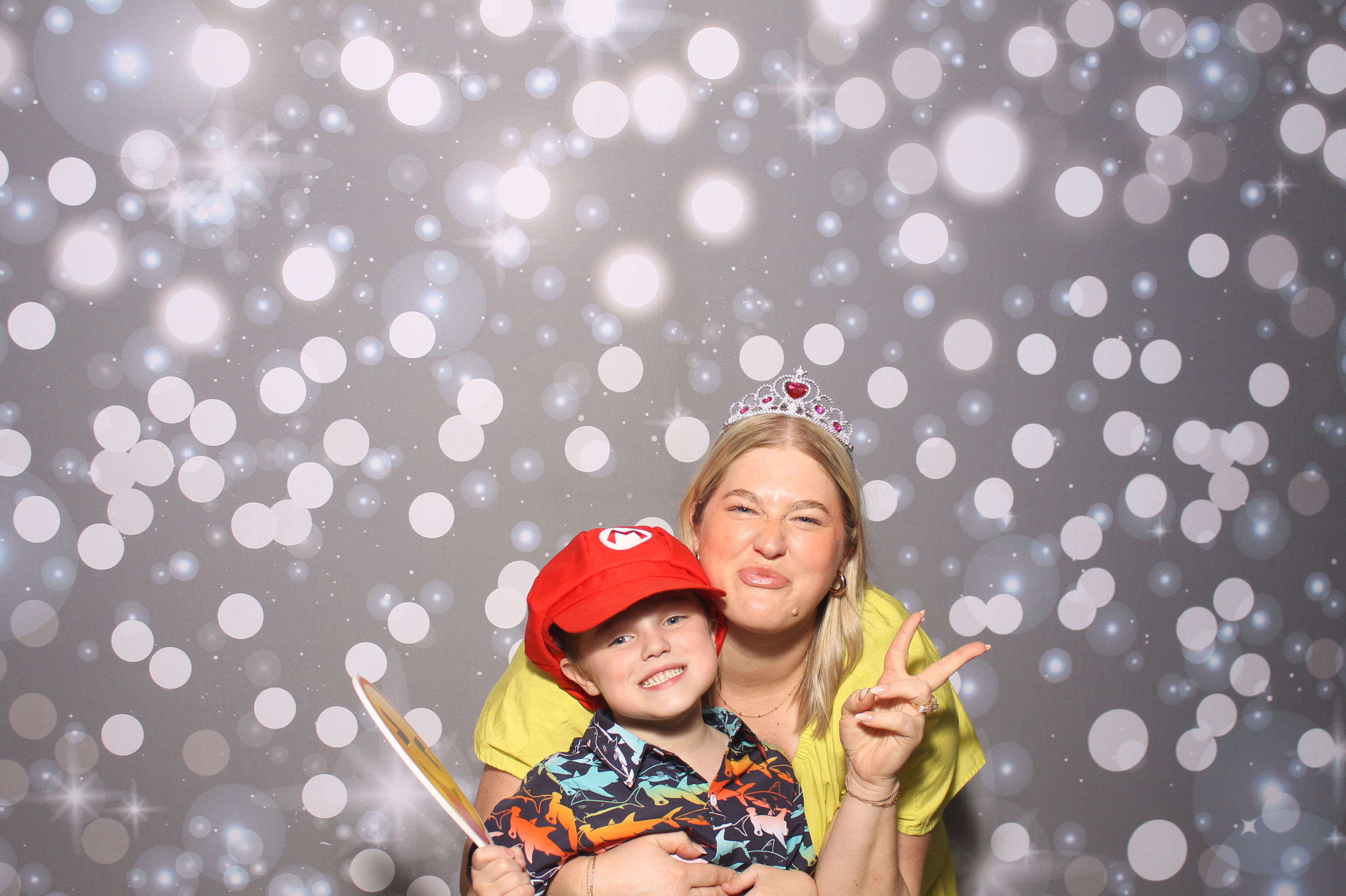 Under The Sea | View more photos from the event at gallery.photoboothcincy.com/u/PhotoBoothCincy/Under-The-Sea