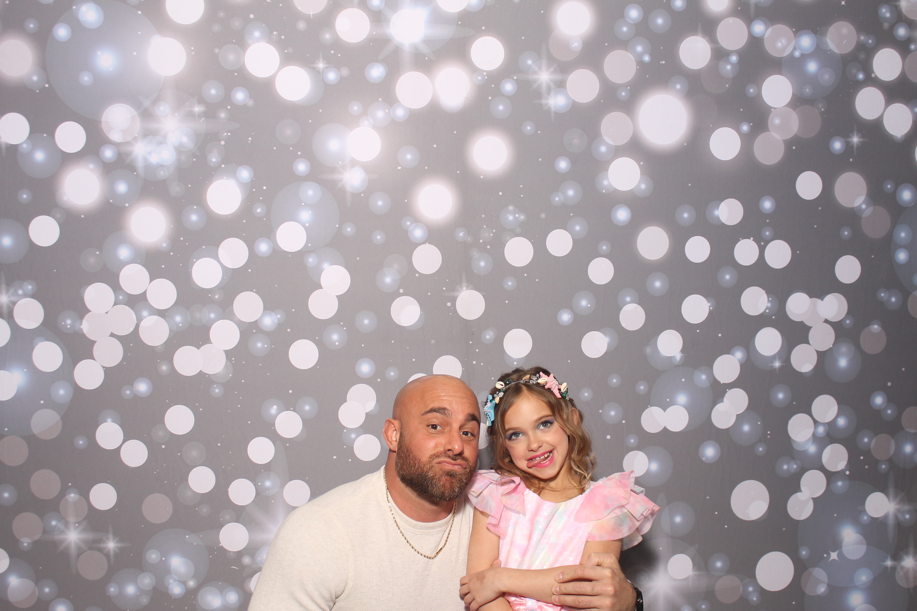 Under The Sea | View more photos from the event at gallery.photoboothcincy.com/u/PhotoBoothCincy/Under-The-Sea