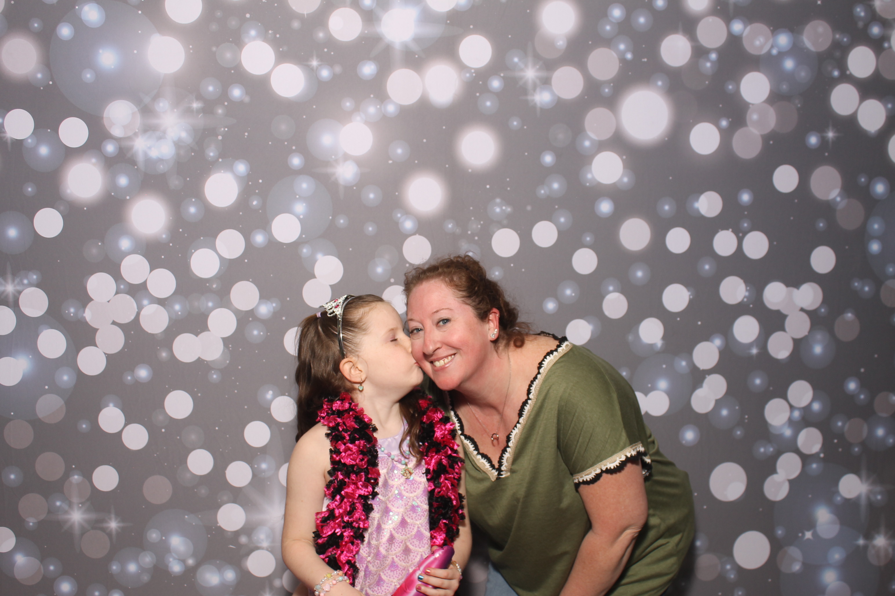 Under The Sea | View more photos from the event at gallery.photoboothcincy.com/u/PhotoBoothCincy/Under-The-Sea