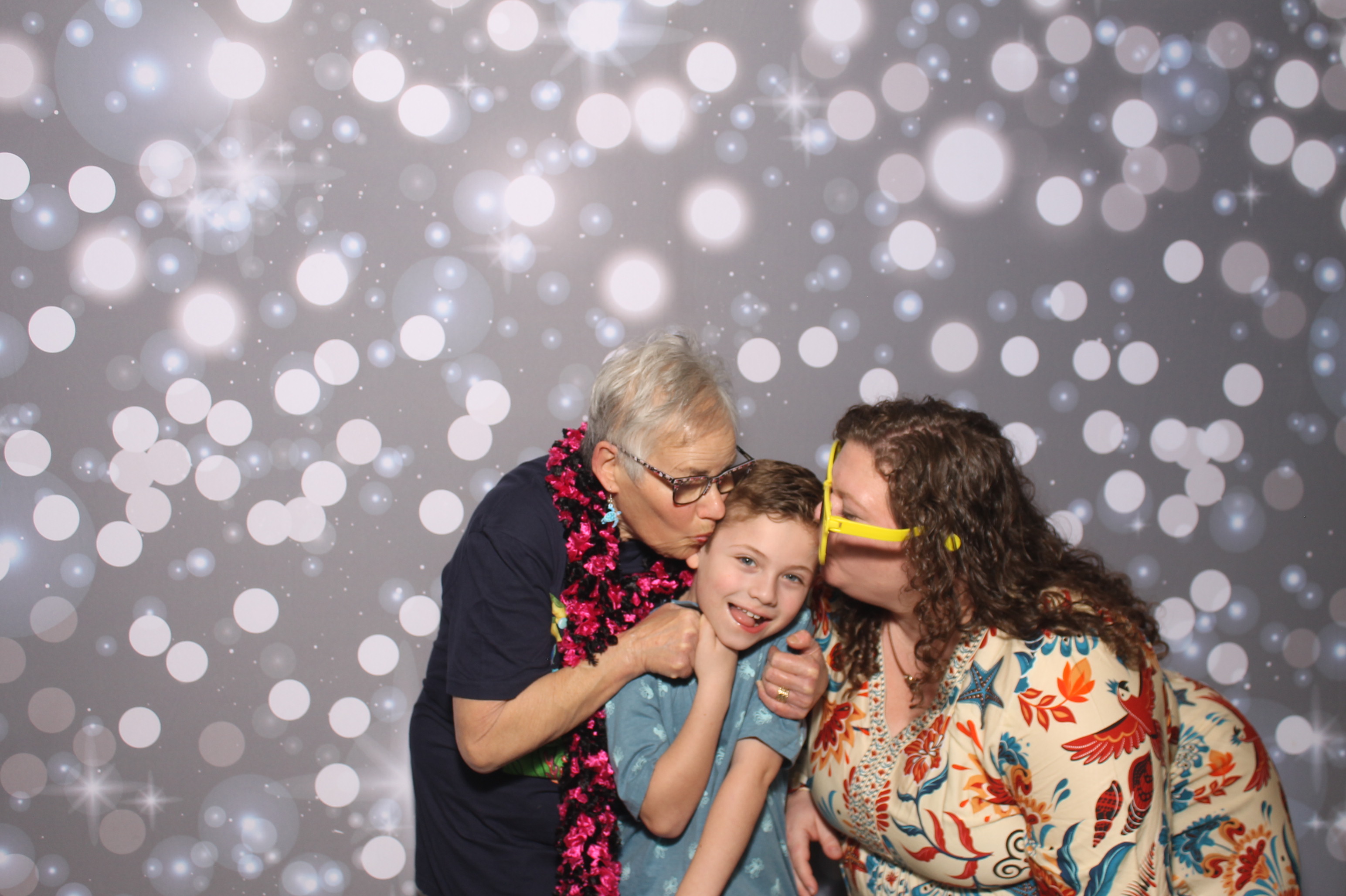 Under The Sea | View more photos from the event at gallery.photoboothcincy.com/u/PhotoBoothCincy/Under-The-Sea