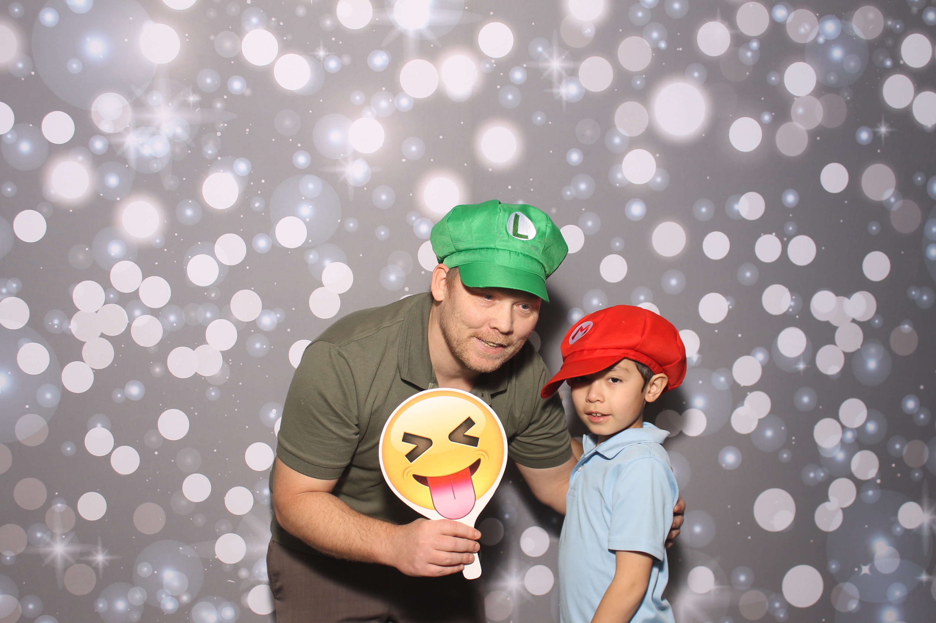 Under The Sea | View more photos from the event at gallery.photoboothcincy.com/u/PhotoBoothCincy/Under-The-Sea