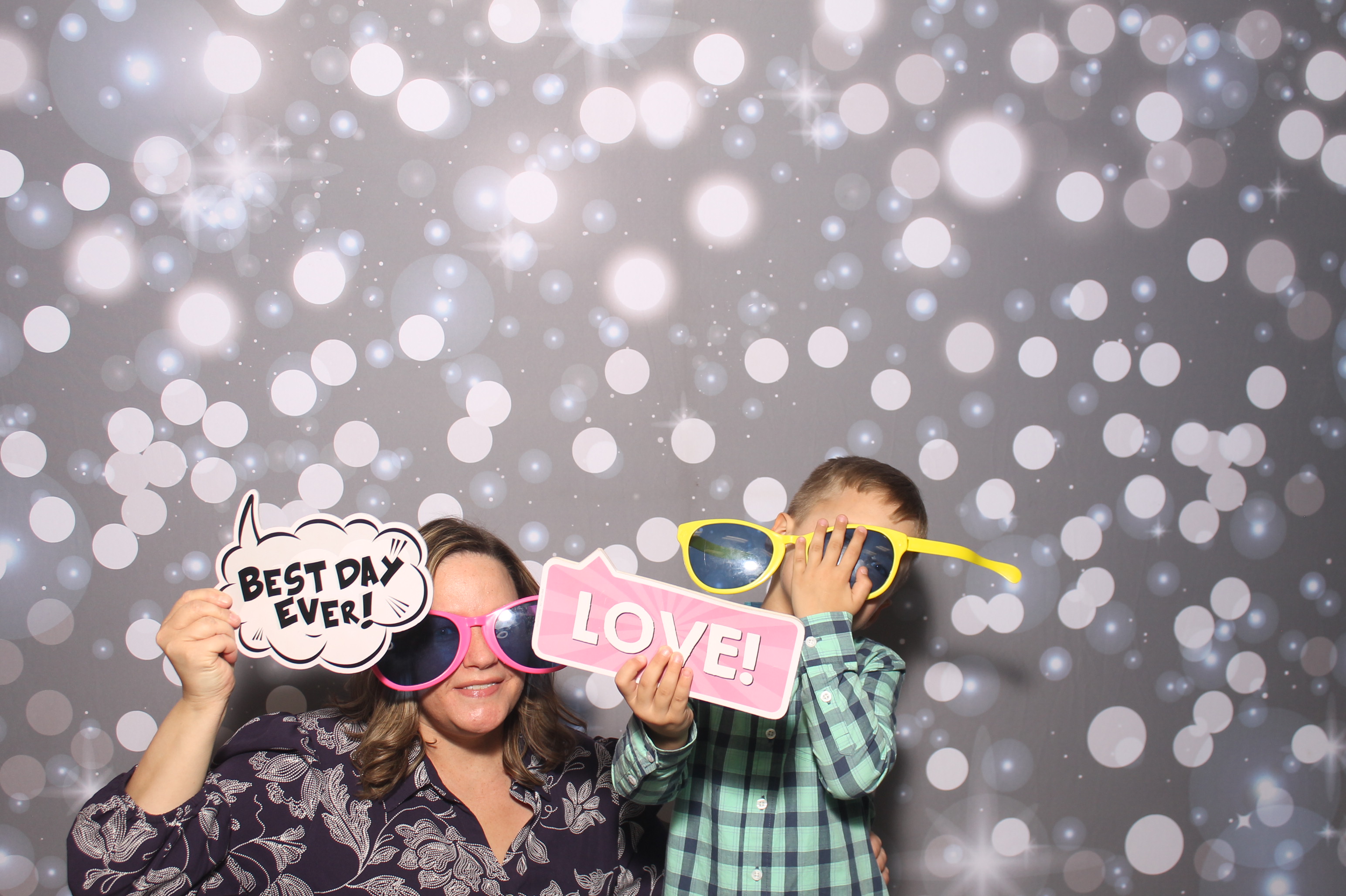 Under The Sea | View more photos from the event at gallery.photoboothcincy.com/u/PhotoBoothCincy/Under-The-Sea