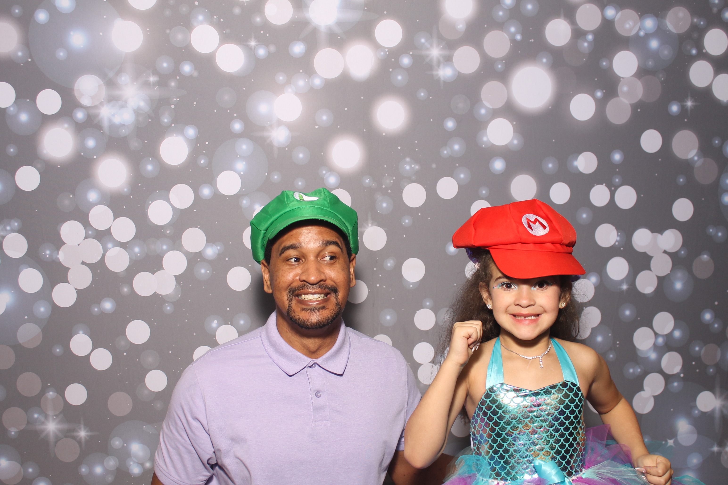 Under The Sea | View more photos from the event at gallery.photoboothcincy.com/u/PhotoBoothCincy/Under-The-Sea