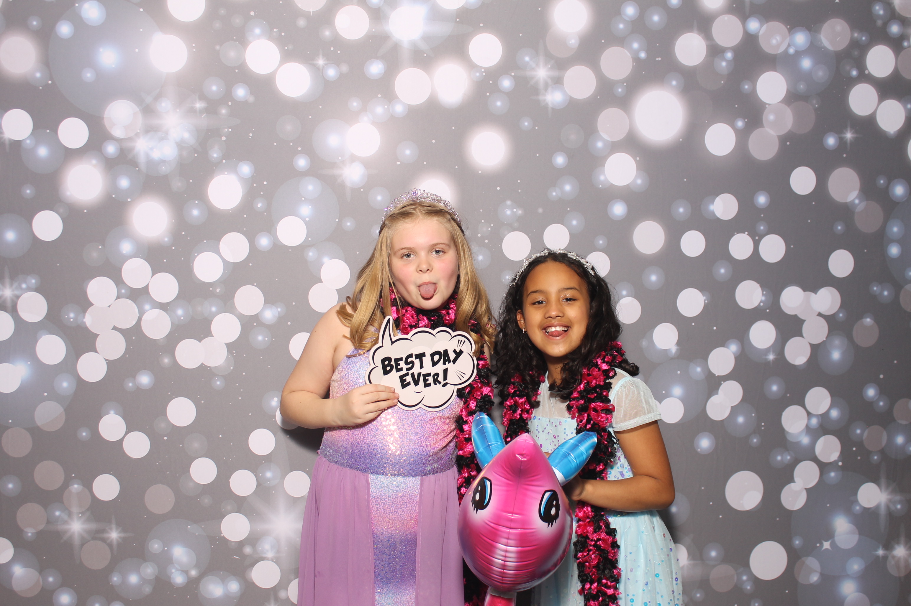 Under The Sea | View more photos from the event at gallery.photoboothcincy.com/u/PhotoBoothCincy/Under-The-Sea
