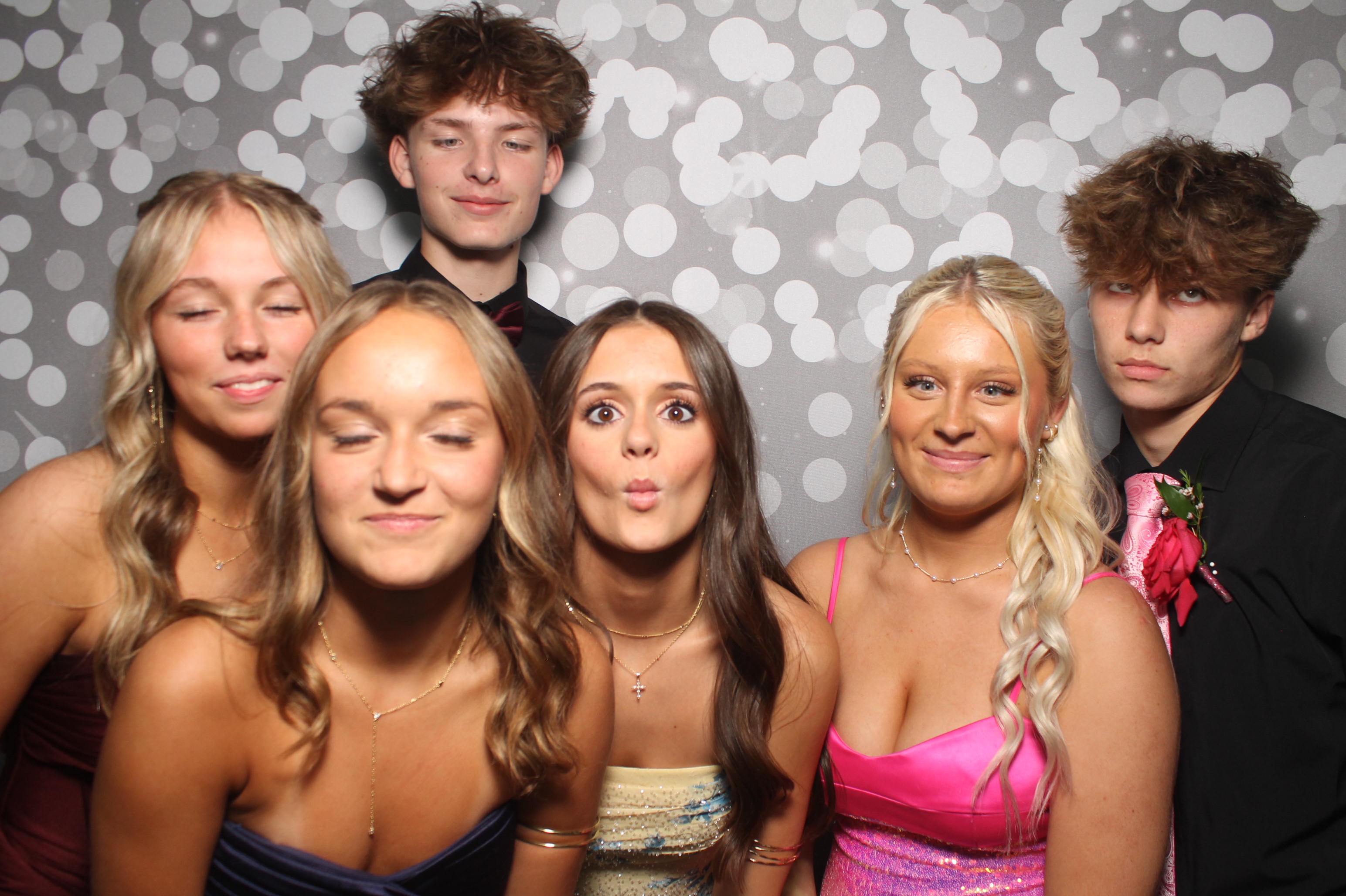 VVHS Homecoming 2026 | View more photos from the event at gallery.photoboothcincy.com/u/PhotoBoothCincy/VVHS-Homecoming-2026