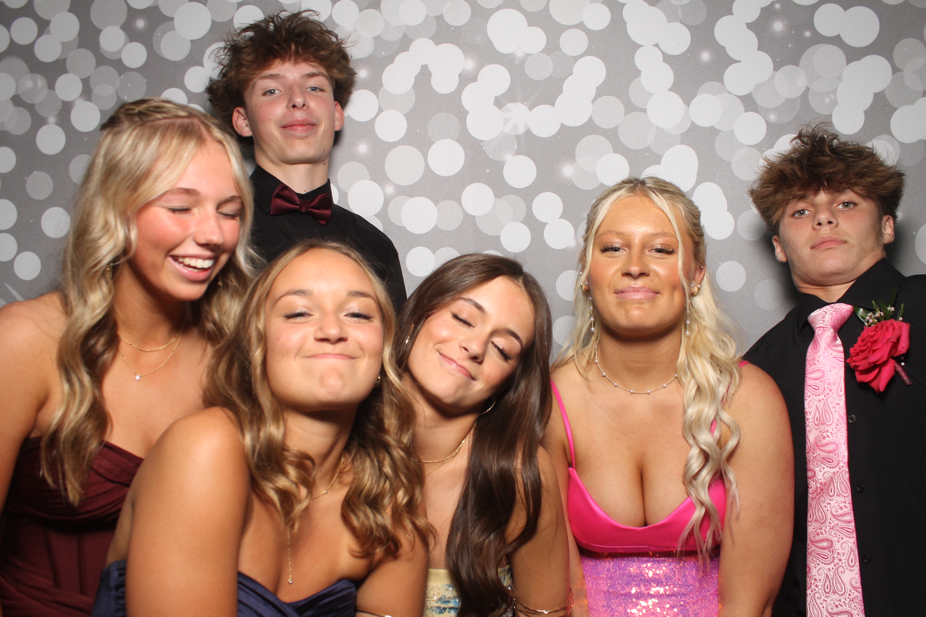 VVHS Homecoming 2026 | View more photos from the event at gallery.photoboothcincy.com/u/PhotoBoothCincy/VVHS-Homecoming-2026
