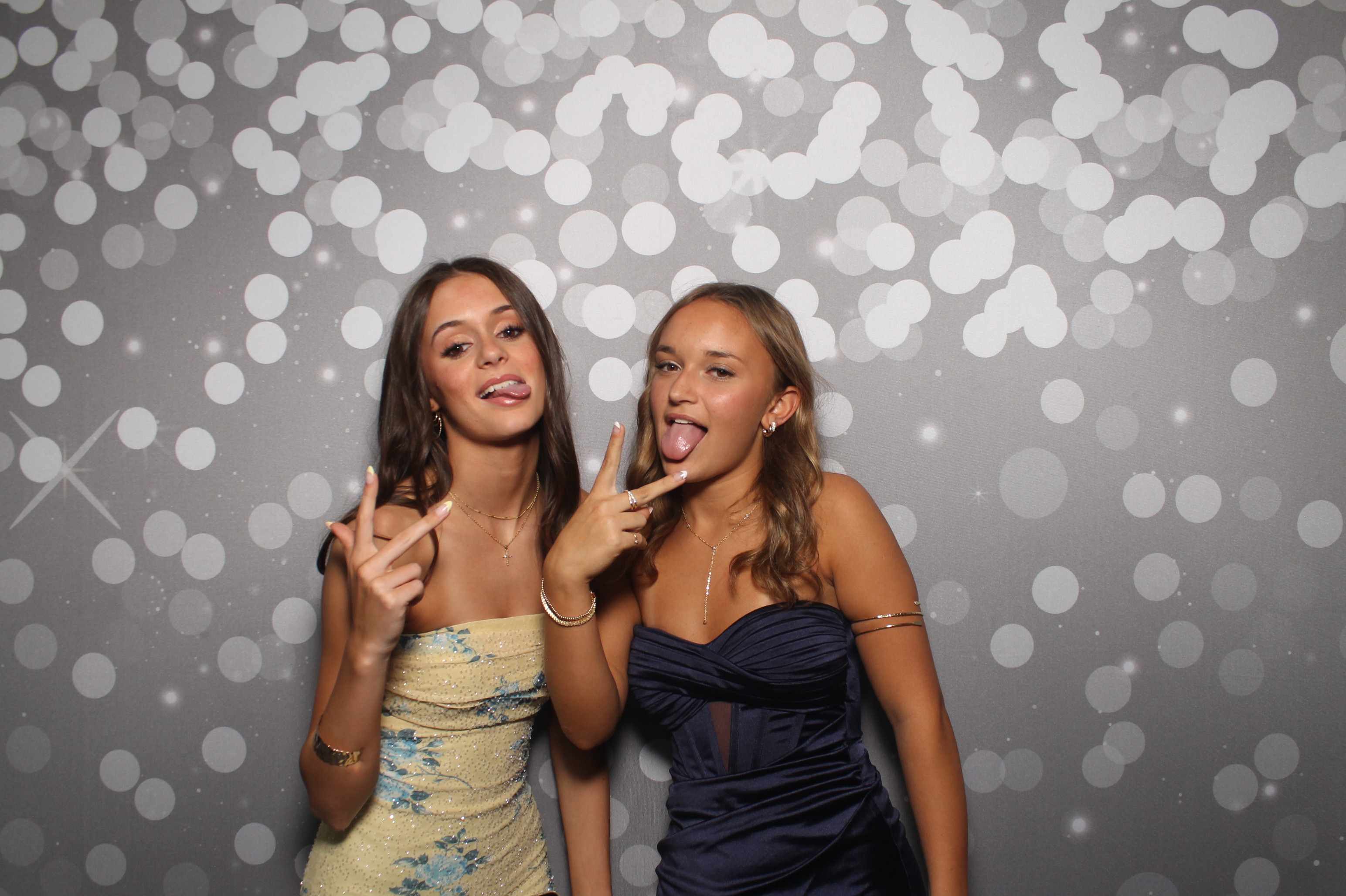 VVHS Homecoming 2026 | View more photos from the event at gallery.photoboothcincy.com/u/PhotoBoothCincy/VVHS-Homecoming-2026