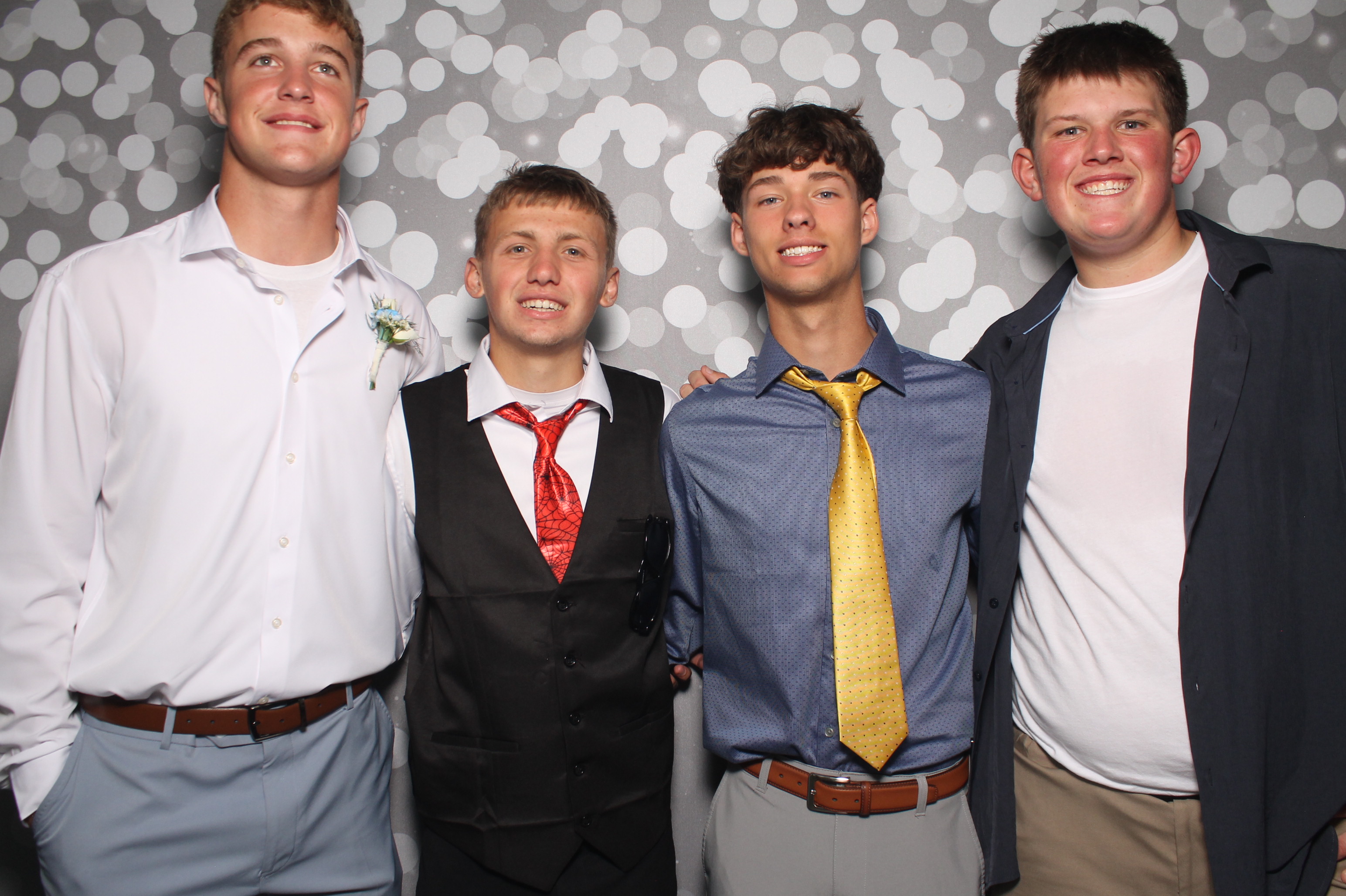 VVHS Homecoming 2026 | View more photos from the event at gallery.photoboothcincy.com/u/PhotoBoothCincy/VVHS-Homecoming-2026