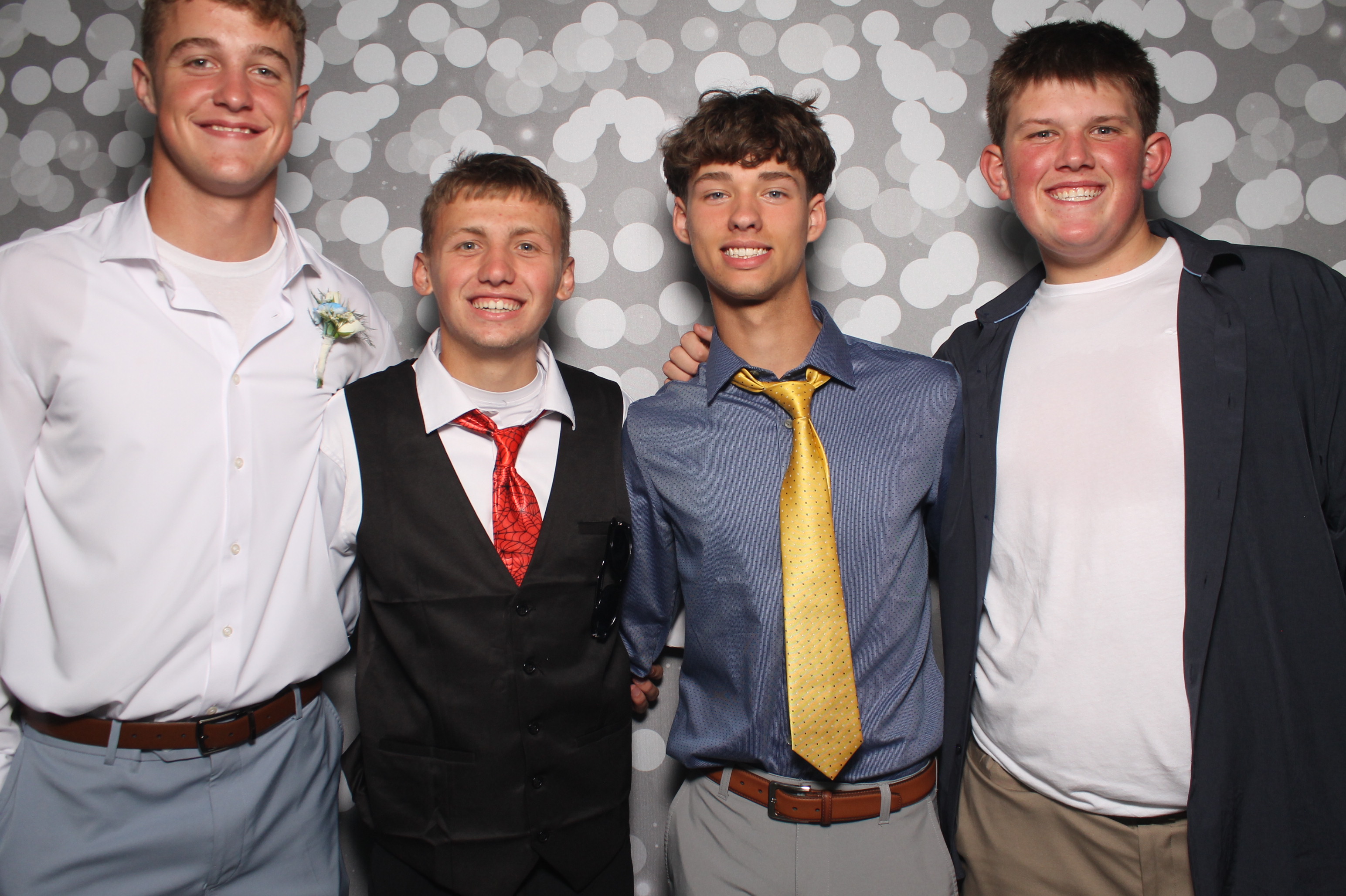 VVHS Homecoming 2026 | View more photos from the event at gallery.photoboothcincy.com/u/PhotoBoothCincy/VVHS-Homecoming-2026