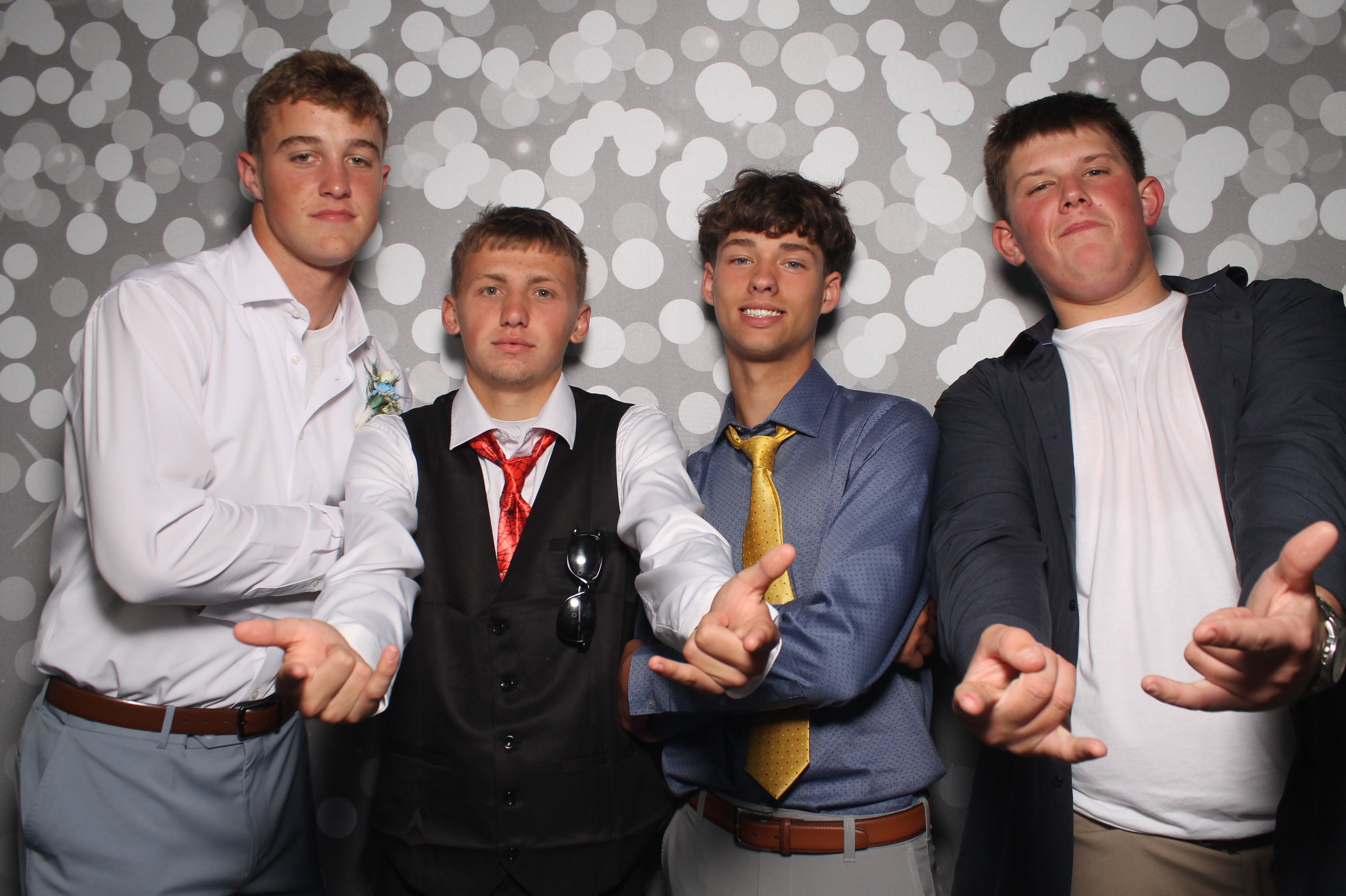 VVHS Homecoming 2026 | View more photos from the event at gallery.photoboothcincy.com/u/PhotoBoothCincy/VVHS-Homecoming-2026