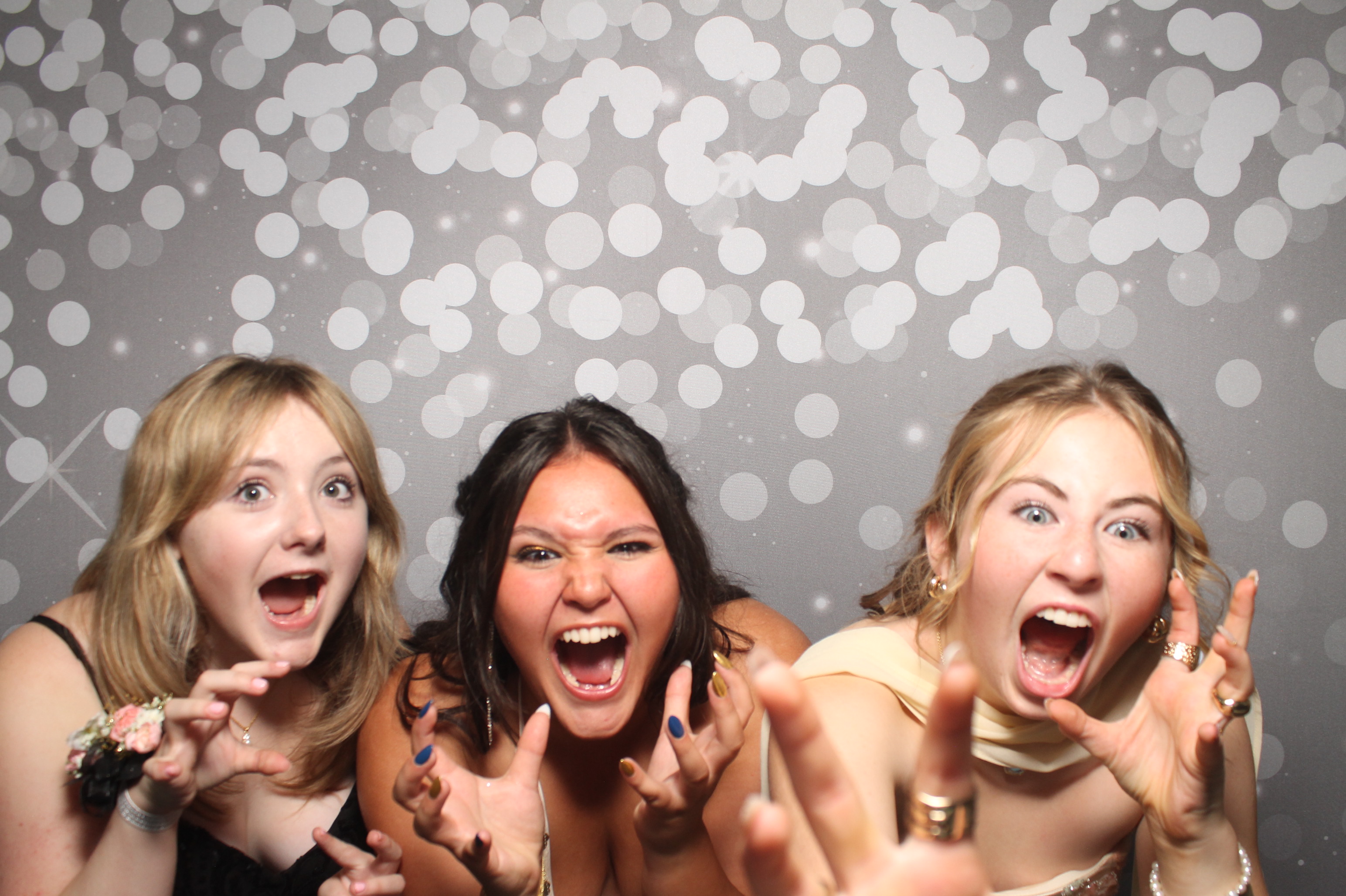 VVHS Homecoming 2026 | View more photos from the event at gallery.photoboothcincy.com/u/PhotoBoothCincy/VVHS-Homecoming-2026