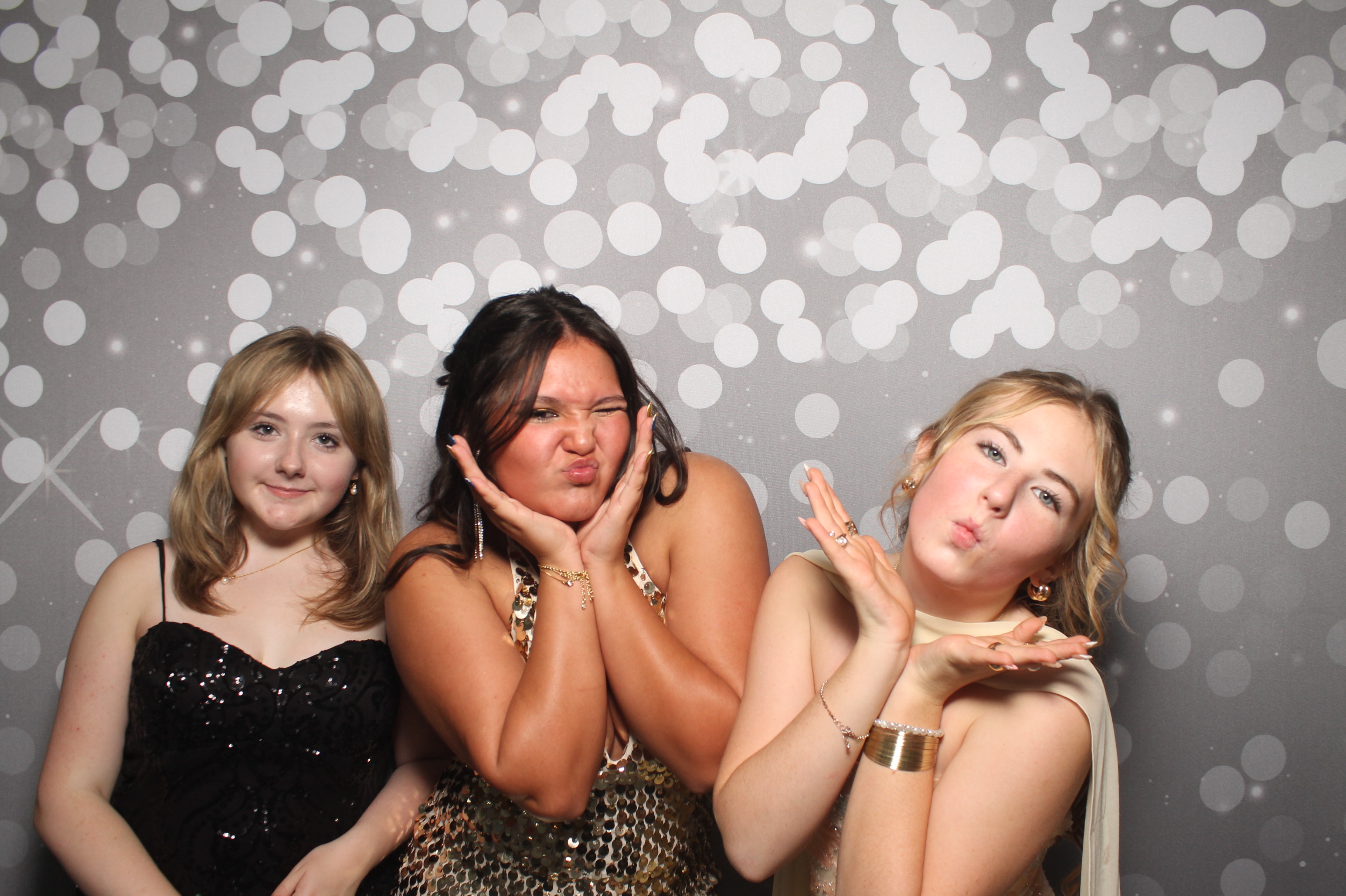 VVHS Homecoming 2026 | View more photos from the event at gallery.photoboothcincy.com/u/PhotoBoothCincy/VVHS-Homecoming-2026