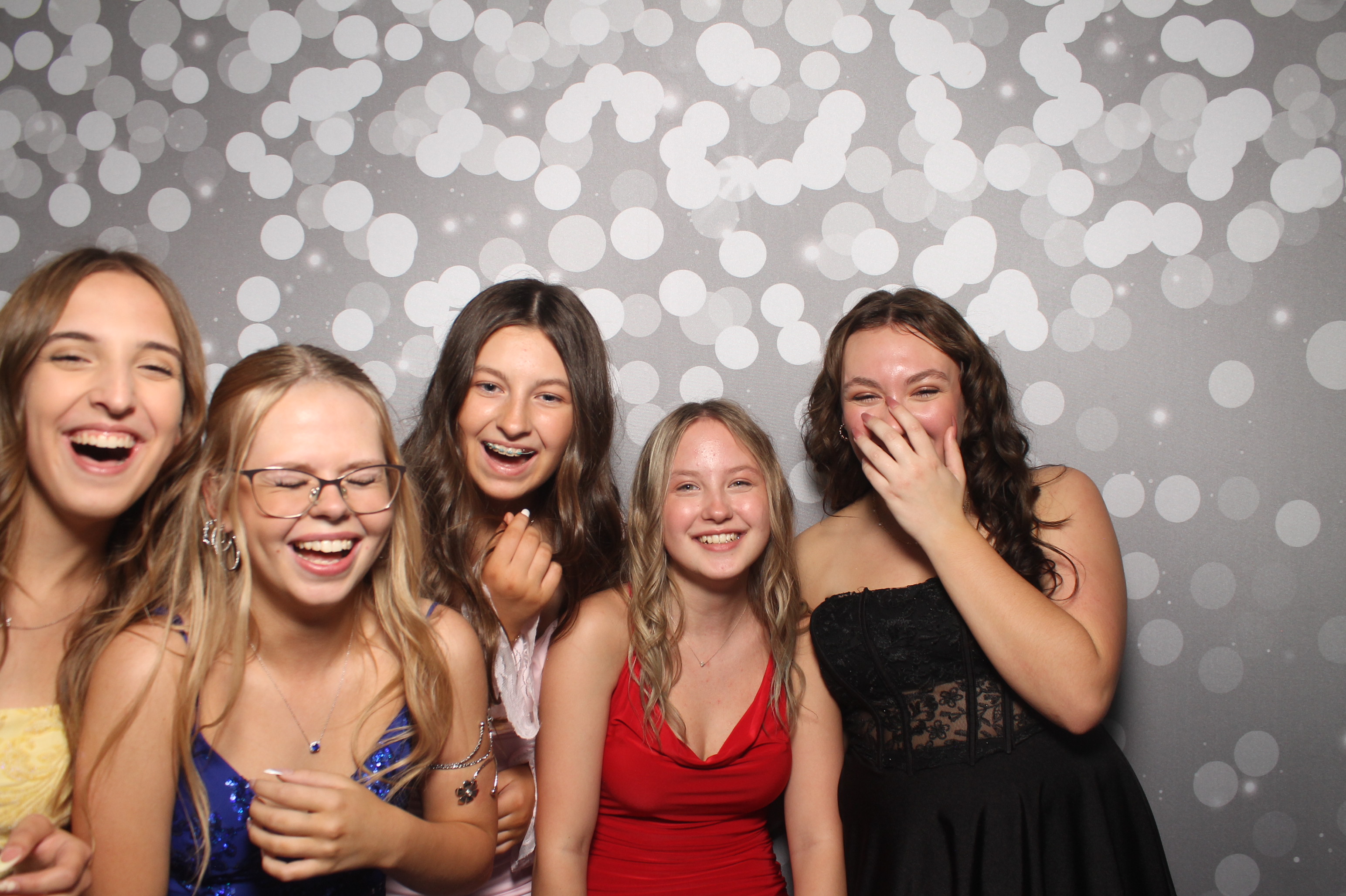VVHS Homecoming 2026 | View more photos from the event at gallery.photoboothcincy.com/u/PhotoBoothCincy/VVHS-Homecoming-2026