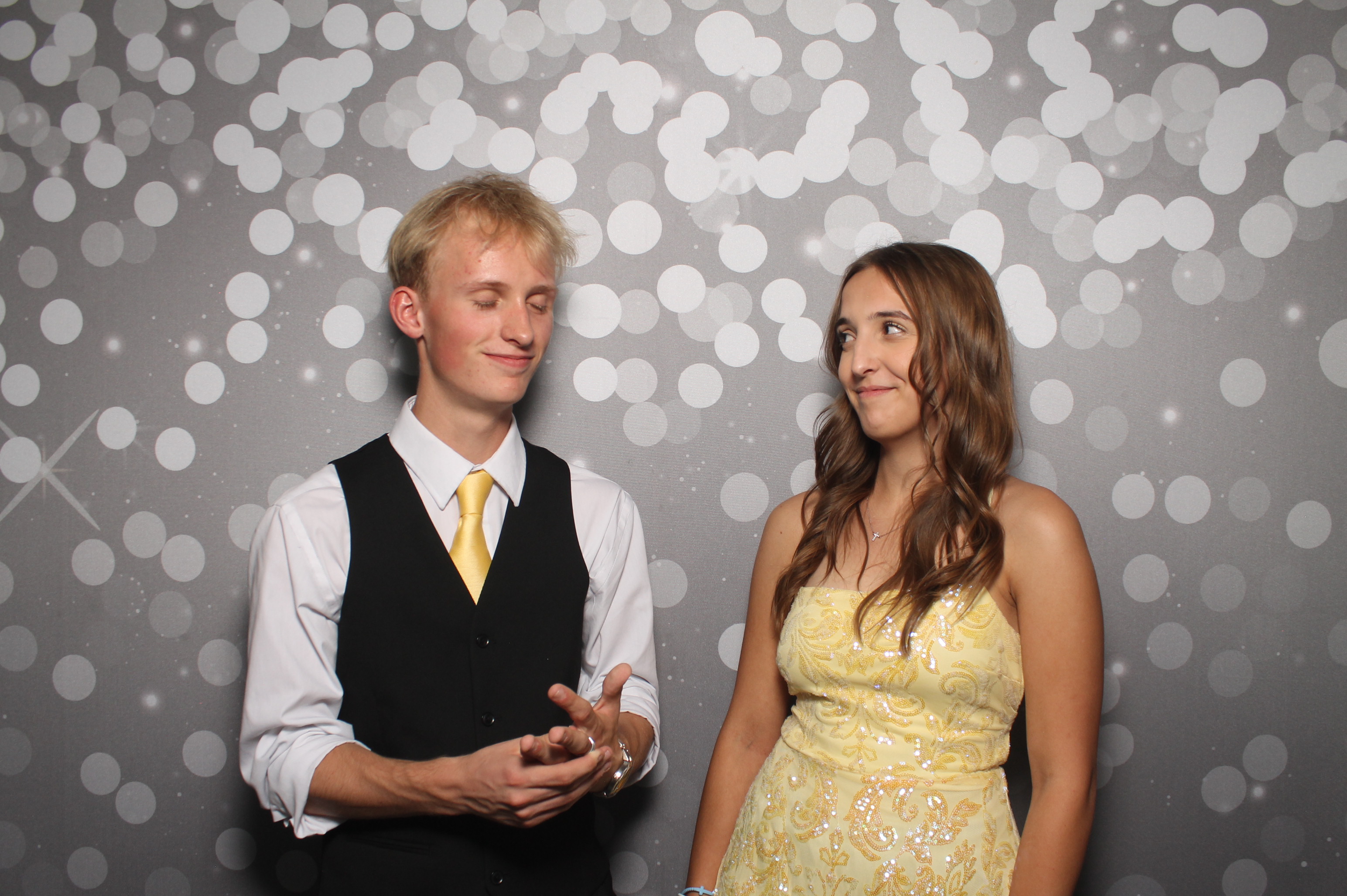 VVHS Homecoming 2026 | View more photos from the event at gallery.photoboothcincy.com/u/PhotoBoothCincy/VVHS-Homecoming-2026
