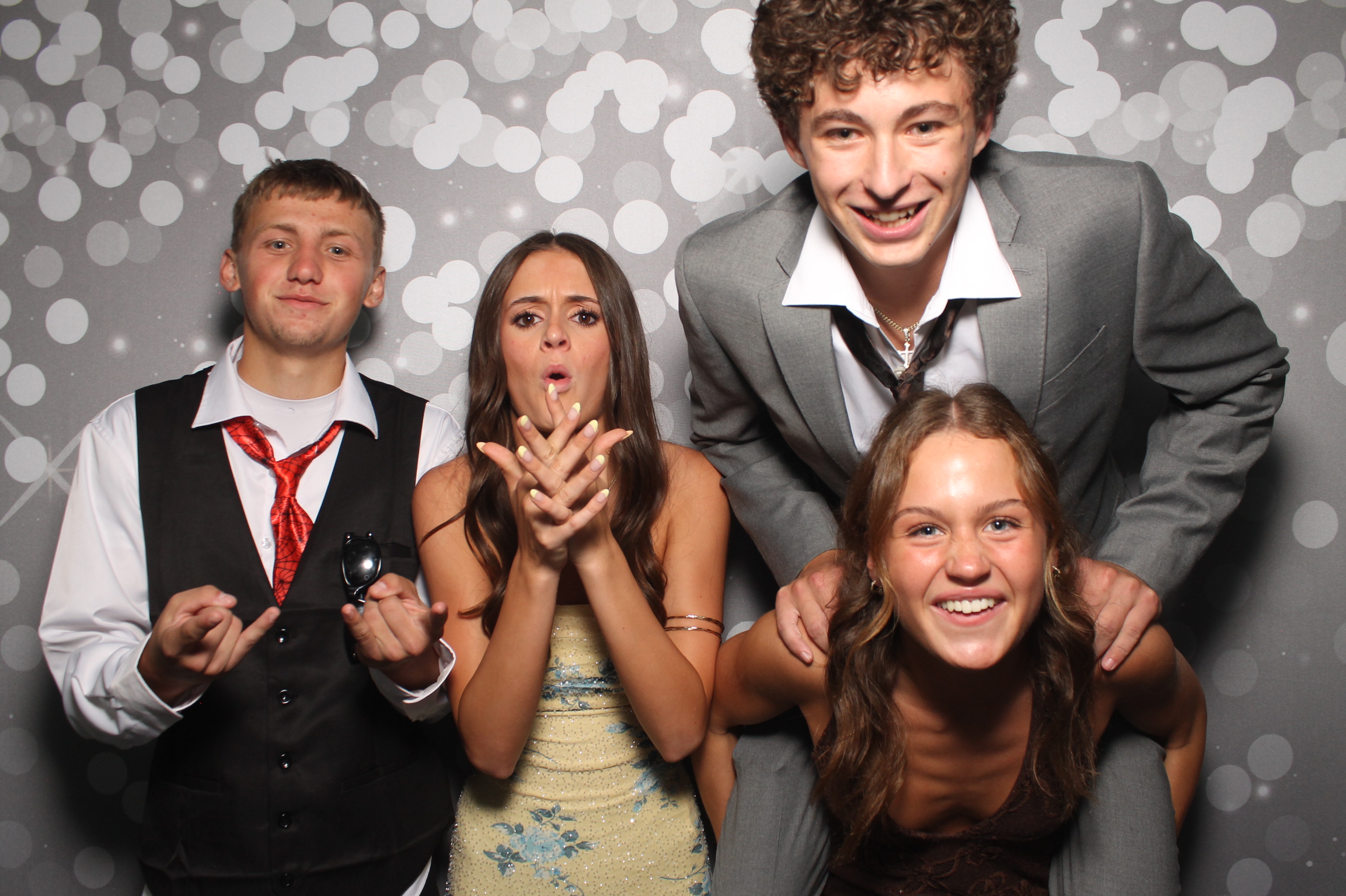 VVHS Homecoming 2026 | View more photos from the event at gallery.photoboothcincy.com/u/PhotoBoothCincy/VVHS-Homecoming-2026