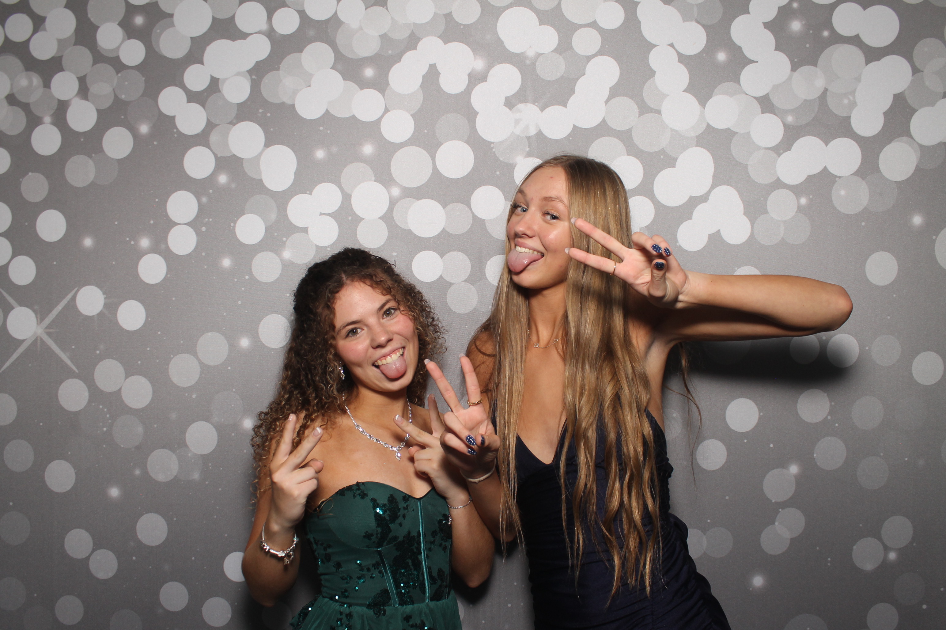 VVHS Homecoming 2026 | View more photos from the event at gallery.photoboothcincy.com/u/PhotoBoothCincy/VVHS-Homecoming-2026