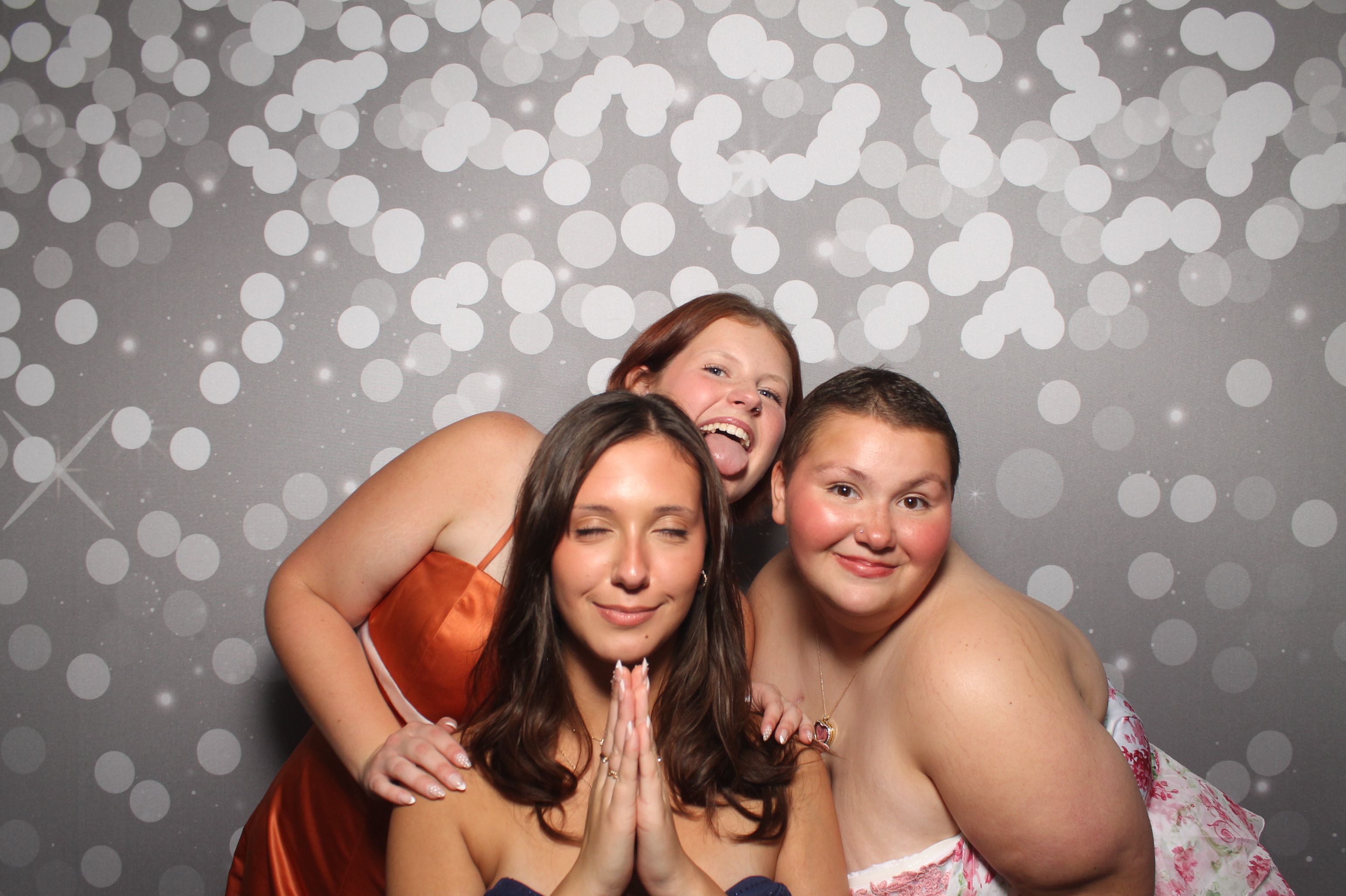 VVHS Homecoming 2026 | View more photos from the event at gallery.photoboothcincy.com/u/PhotoBoothCincy/VVHS-Homecoming-2026