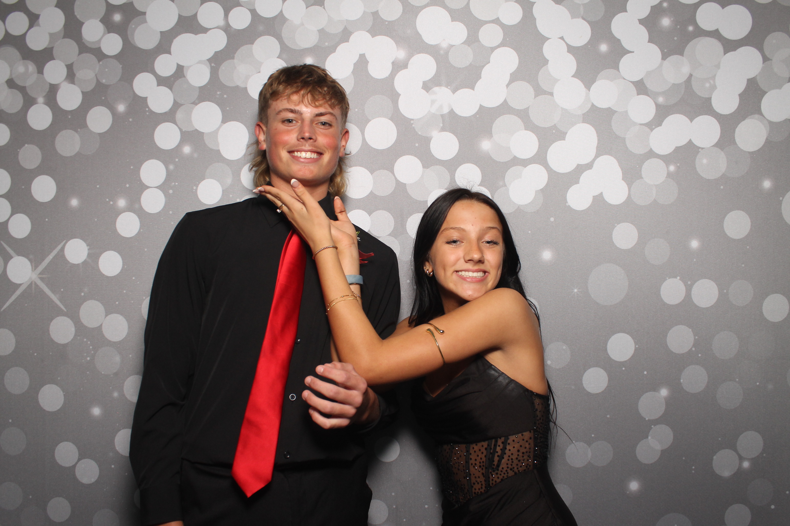 VVHS Homecoming 2026 | View more photos from the event at gallery.photoboothcincy.com/u/PhotoBoothCincy/VVHS-Homecoming-2026