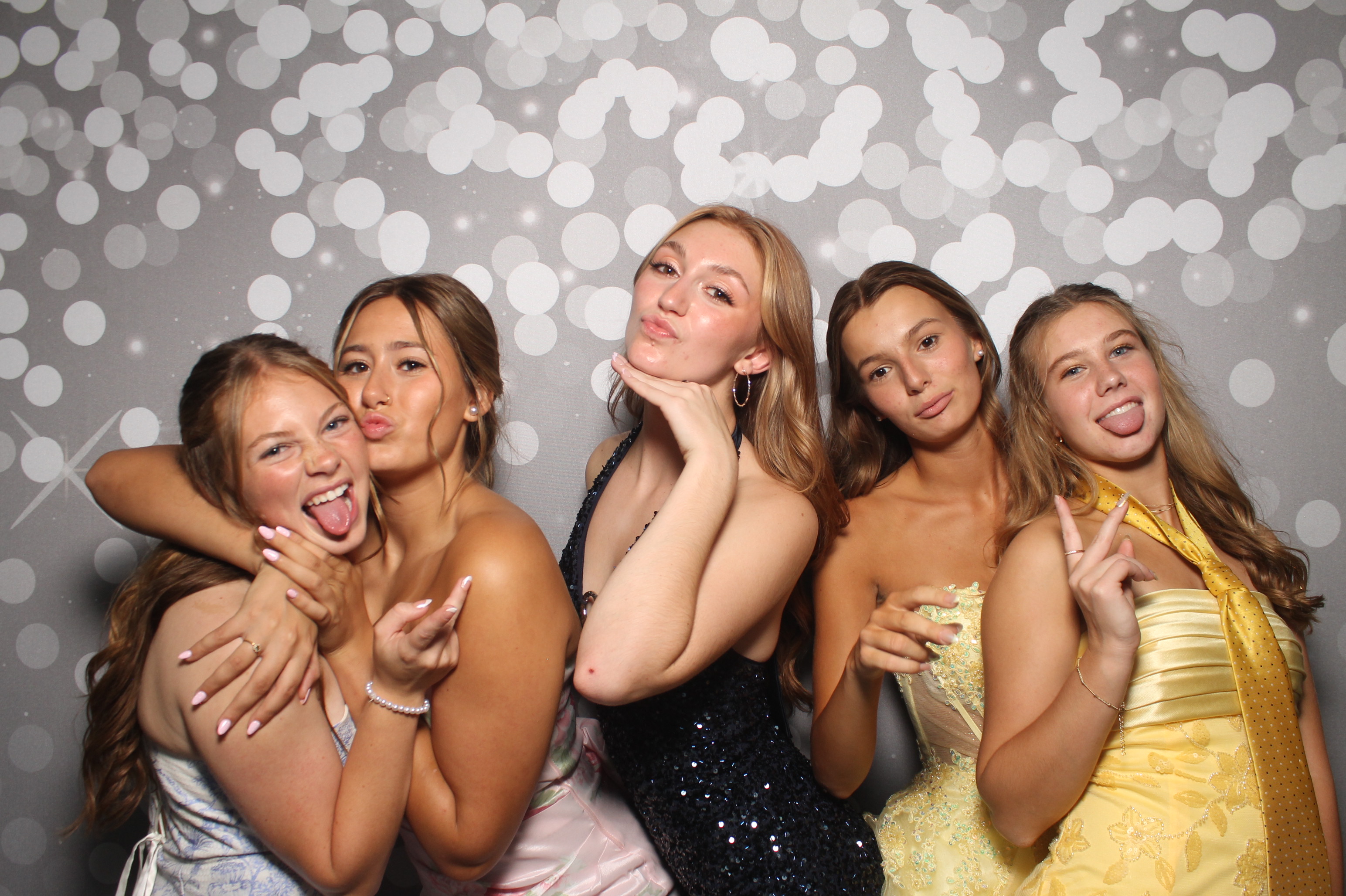 VVHS Homecoming 2026 | View more photos from the event at gallery.photoboothcincy.com/u/PhotoBoothCincy/VVHS-Homecoming-2026