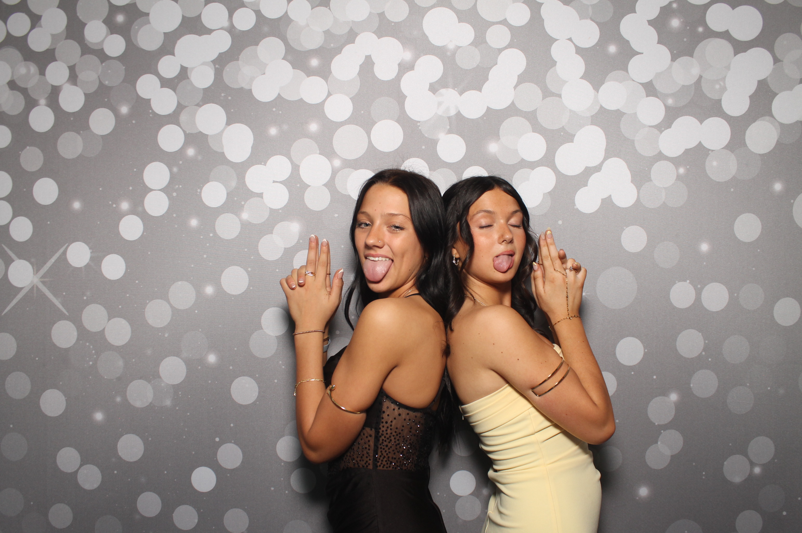 VVHS Homecoming 2026 | View more photos from the event at gallery.photoboothcincy.com/u/PhotoBoothCincy/VVHS-Homecoming-2026