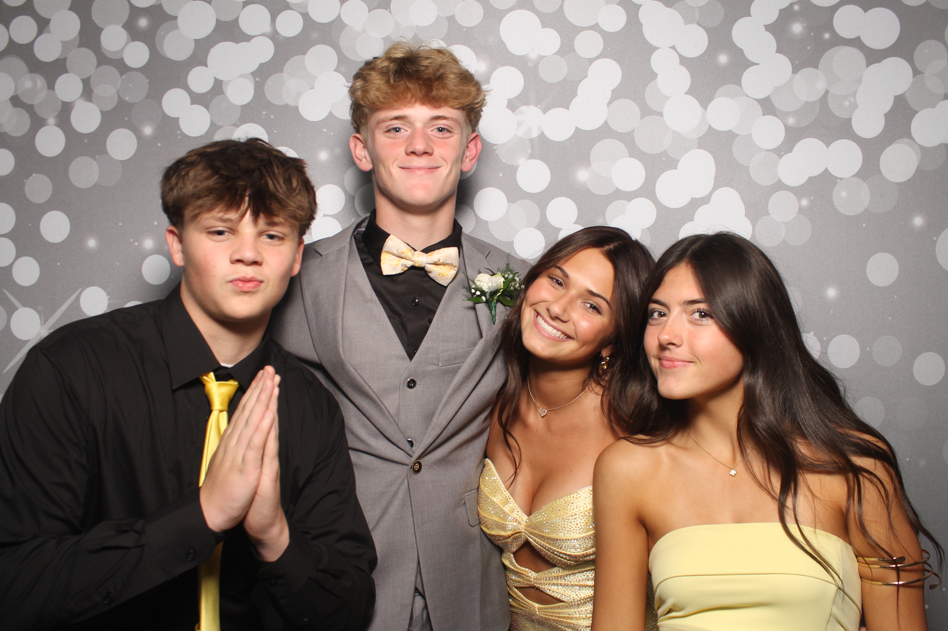 VVHS Homecoming 2026 | View more photos from the event at gallery.photoboothcincy.com/u/PhotoBoothCincy/VVHS-Homecoming-2026