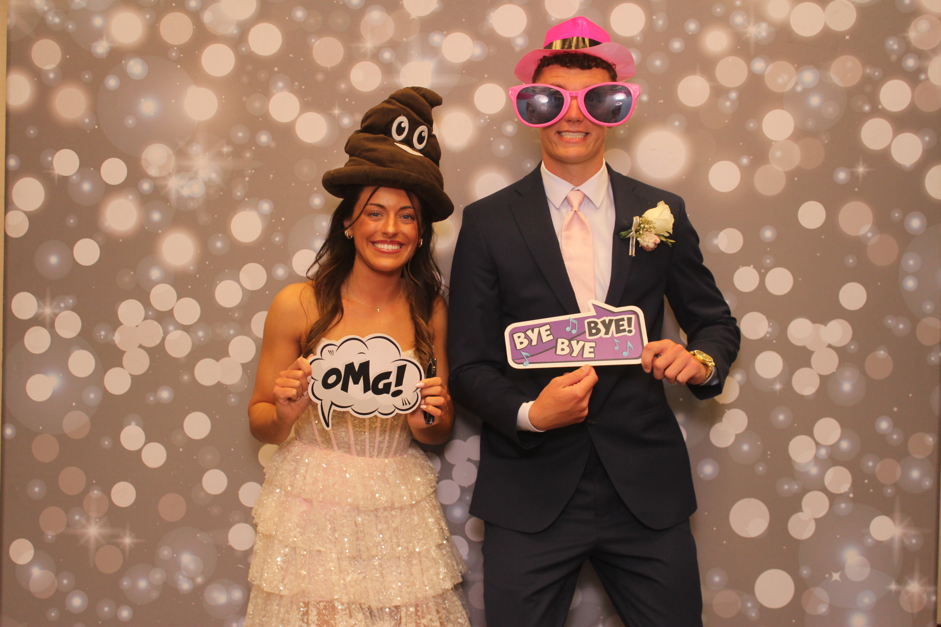 Valley View Prom | View more photos from the event at gallery.photoboothcincy.com/u/PhotoBoothCincy/Valley-View-Prom-0