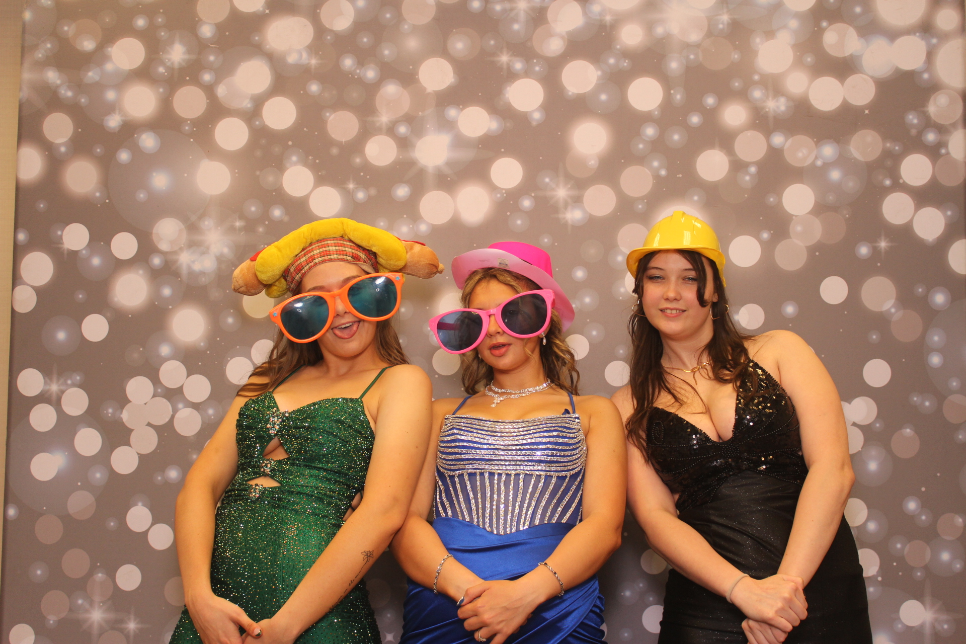 Valley View Prom | View more photos from the event at gallery.photoboothcincy.com/u/PhotoBoothCincy/Valley-View-Prom-0