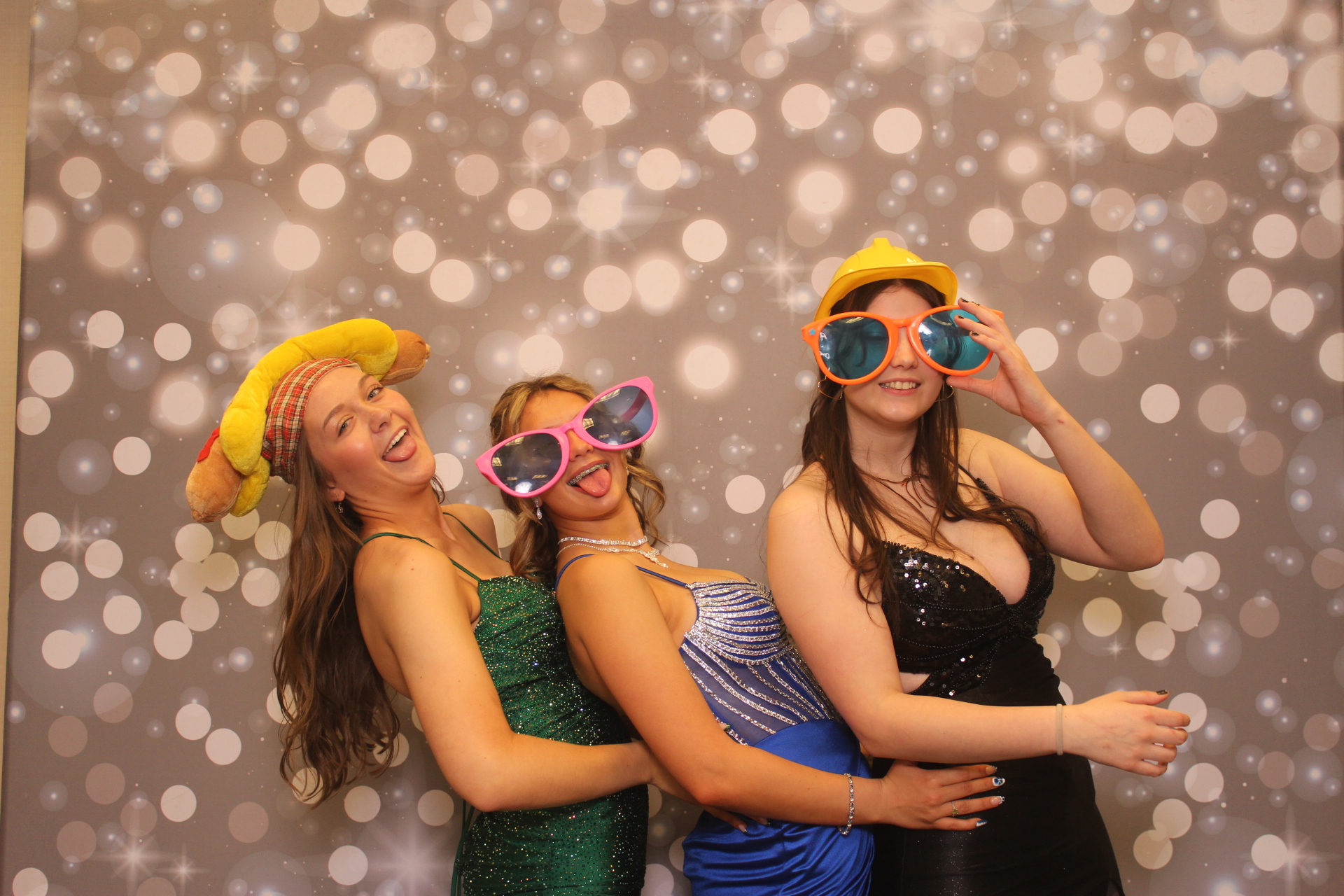 Valley View Prom | View more photos from the event at gallery.photoboothcincy.com/u/PhotoBoothCincy/Valley-View-Prom-0