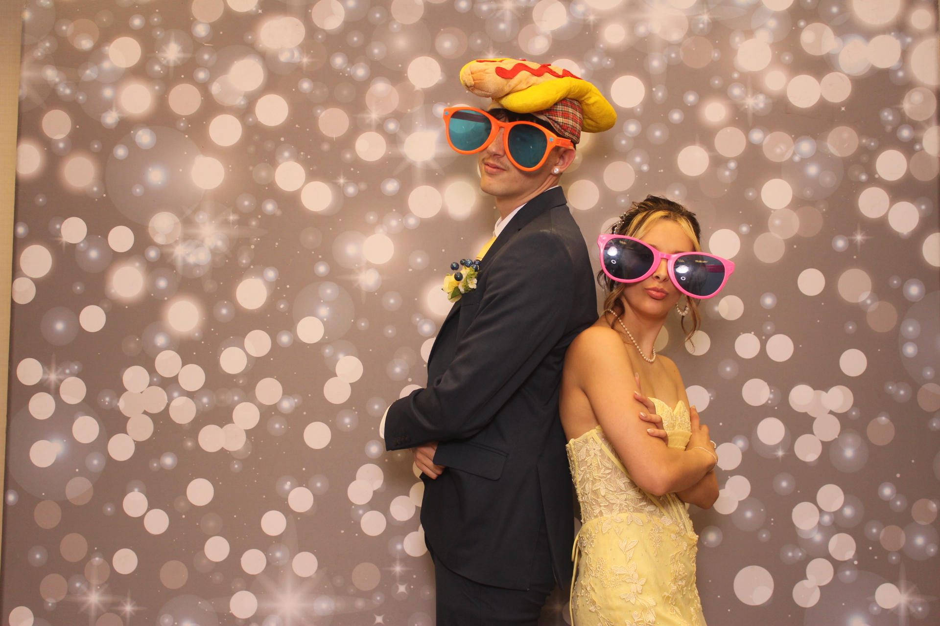 Valley View Prom | View more photos from the event at gallery.photoboothcincy.com/u/PhotoBoothCincy/Valley-View-Prom-0