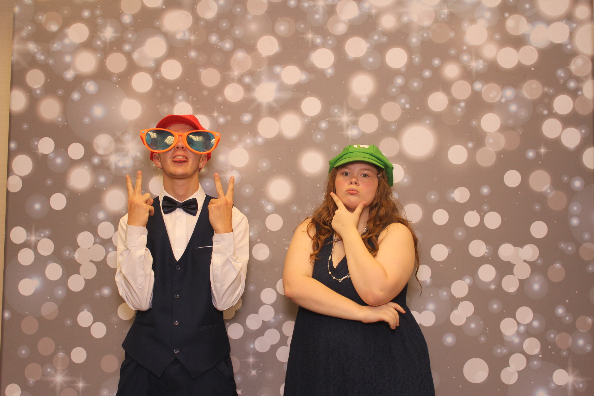 Valley View Prom | View more photos from the event at gallery.photoboothcincy.com/u/PhotoBoothCincy/Valley-View-Prom-0