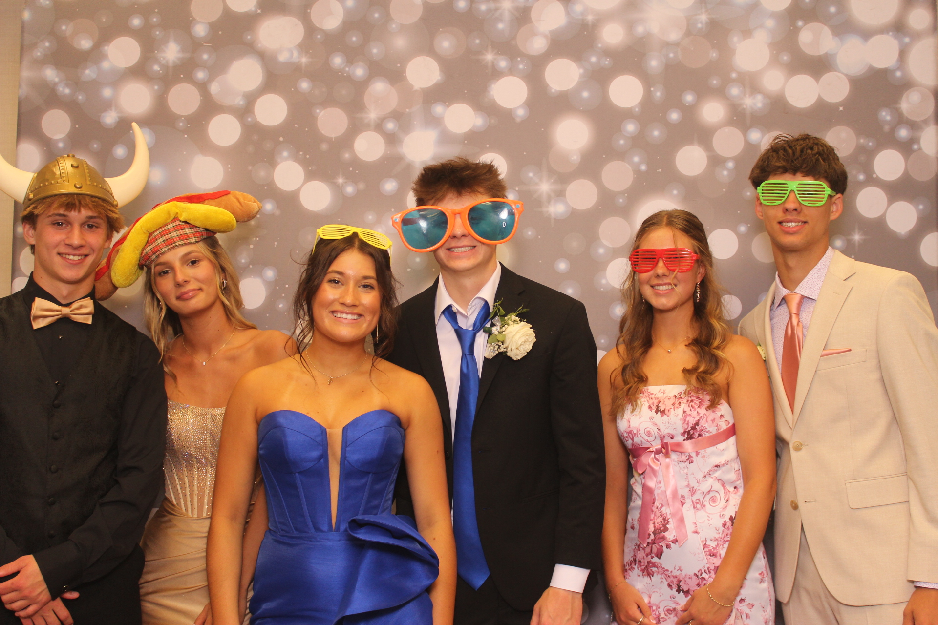 Valley View Prom | View more photos from the event at gallery.photoboothcincy.com/u/PhotoBoothCincy/Valley-View-Prom-0
