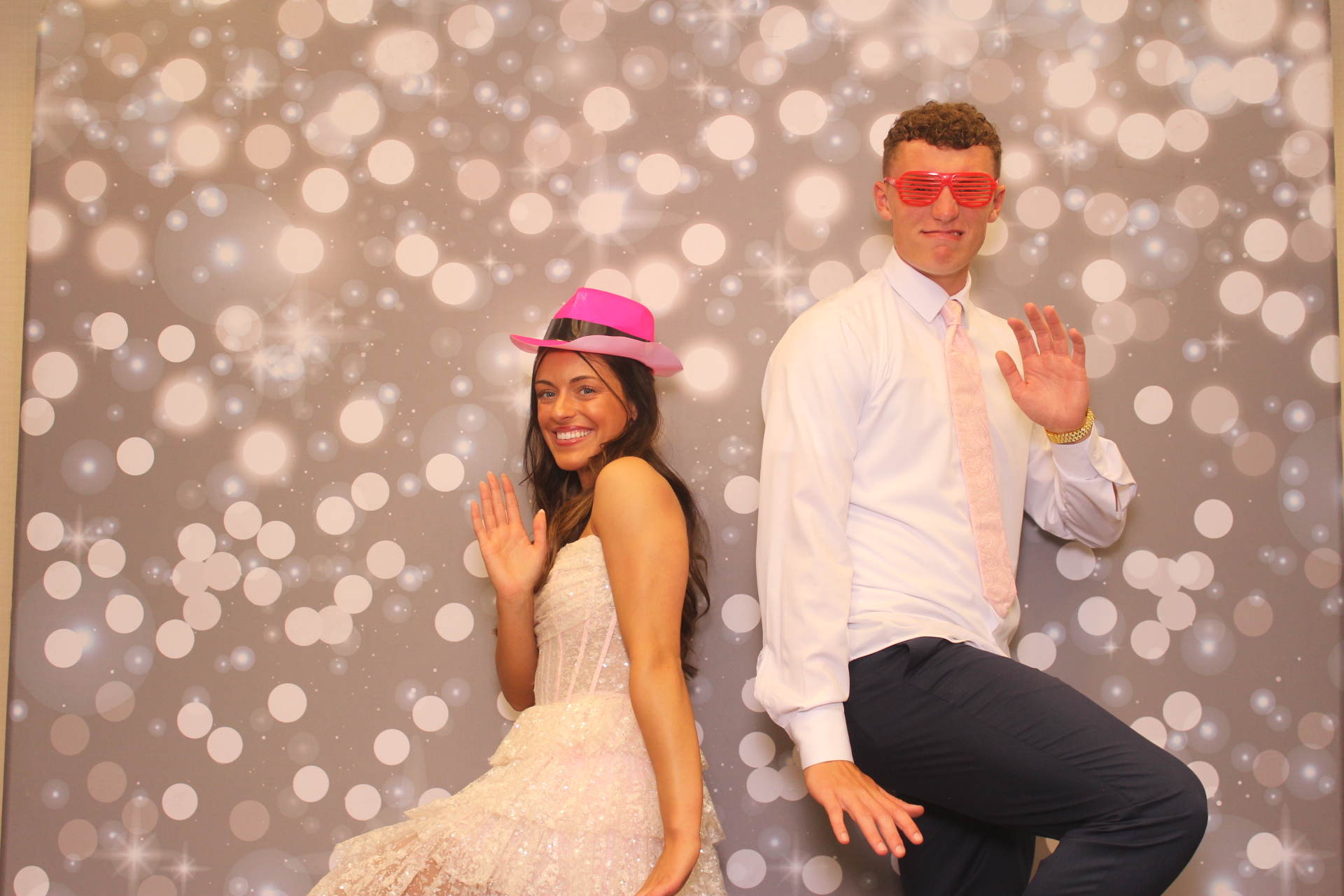 Valley View Prom | View more photos from the event at gallery.photoboothcincy.com/u/PhotoBoothCincy/Valley-View-Prom-0