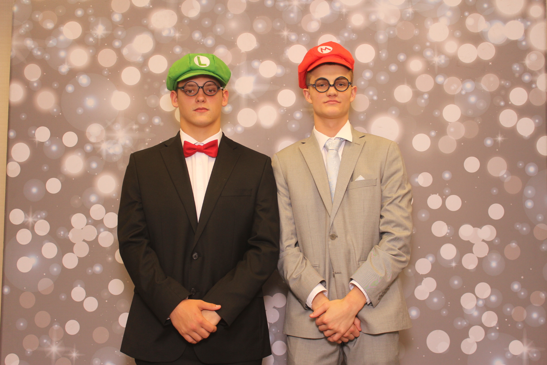 Valley View Prom | View more photos from the event at gallery.photoboothcincy.com/u/PhotoBoothCincy/Valley-View-Prom-0