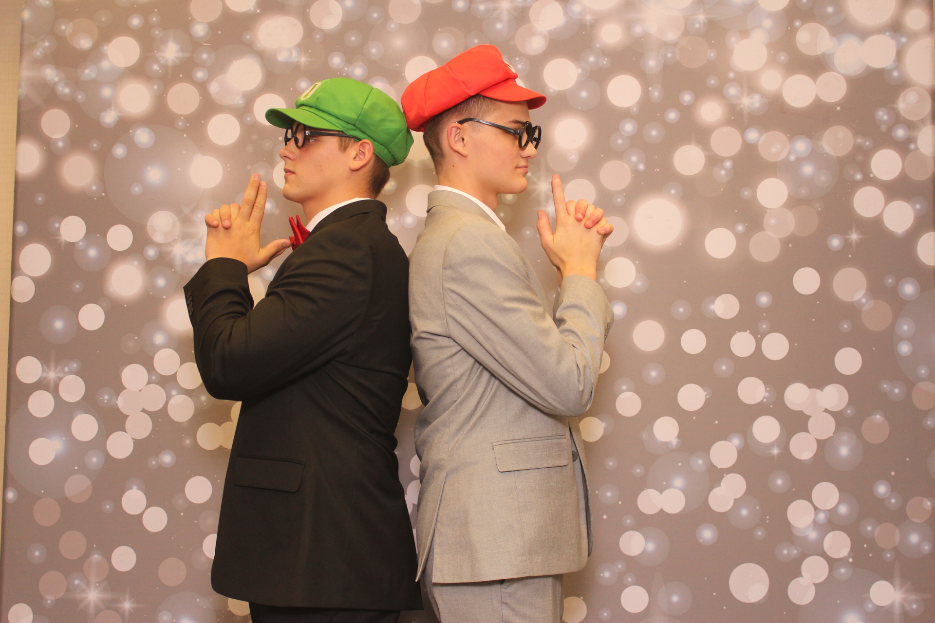 Valley View Prom | View more photos from the event at gallery.photoboothcincy.com/u/PhotoBoothCincy/Valley-View-Prom-0
