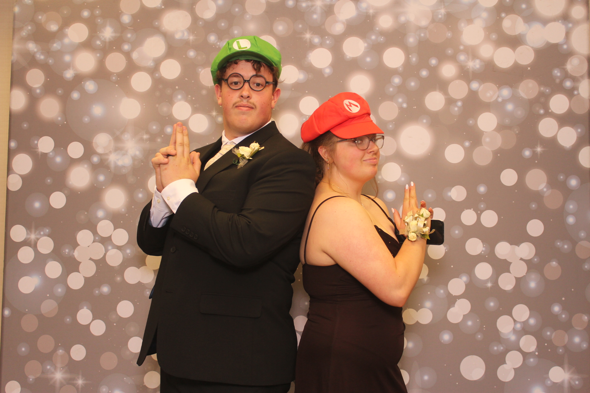 Valley View Prom | View more photos from the event at gallery.photoboothcincy.com/u/PhotoBoothCincy/Valley-View-Prom-0