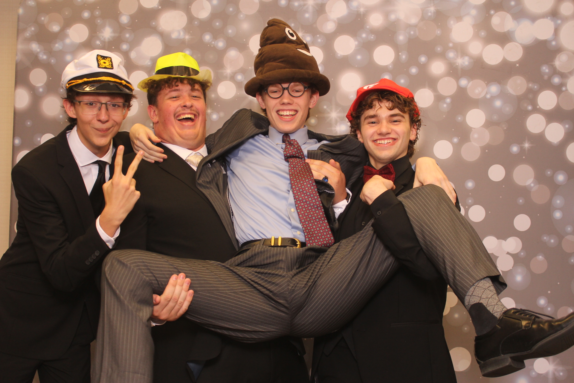 Valley View Prom | View more photos from the event at gallery.photoboothcincy.com/u/PhotoBoothCincy/Valley-View-Prom-0