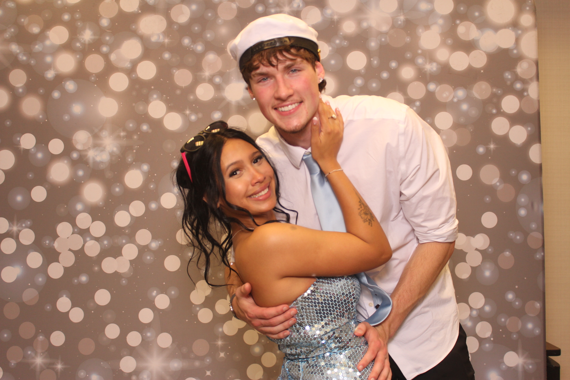 Valley View Prom | View more photos from the event at gallery.photoboothcincy.com/u/PhotoBoothCincy/Valley-View-Prom-0